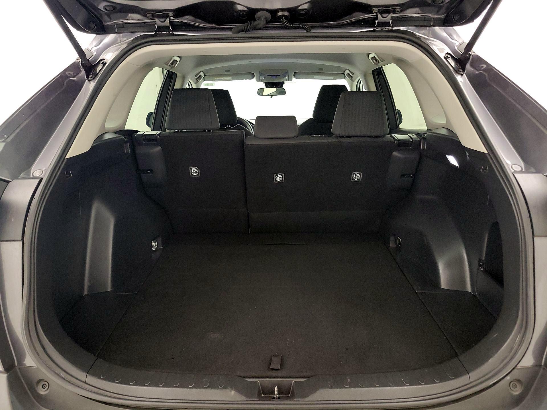 Thumbnail: 2024 Toyota RAV4 - 20