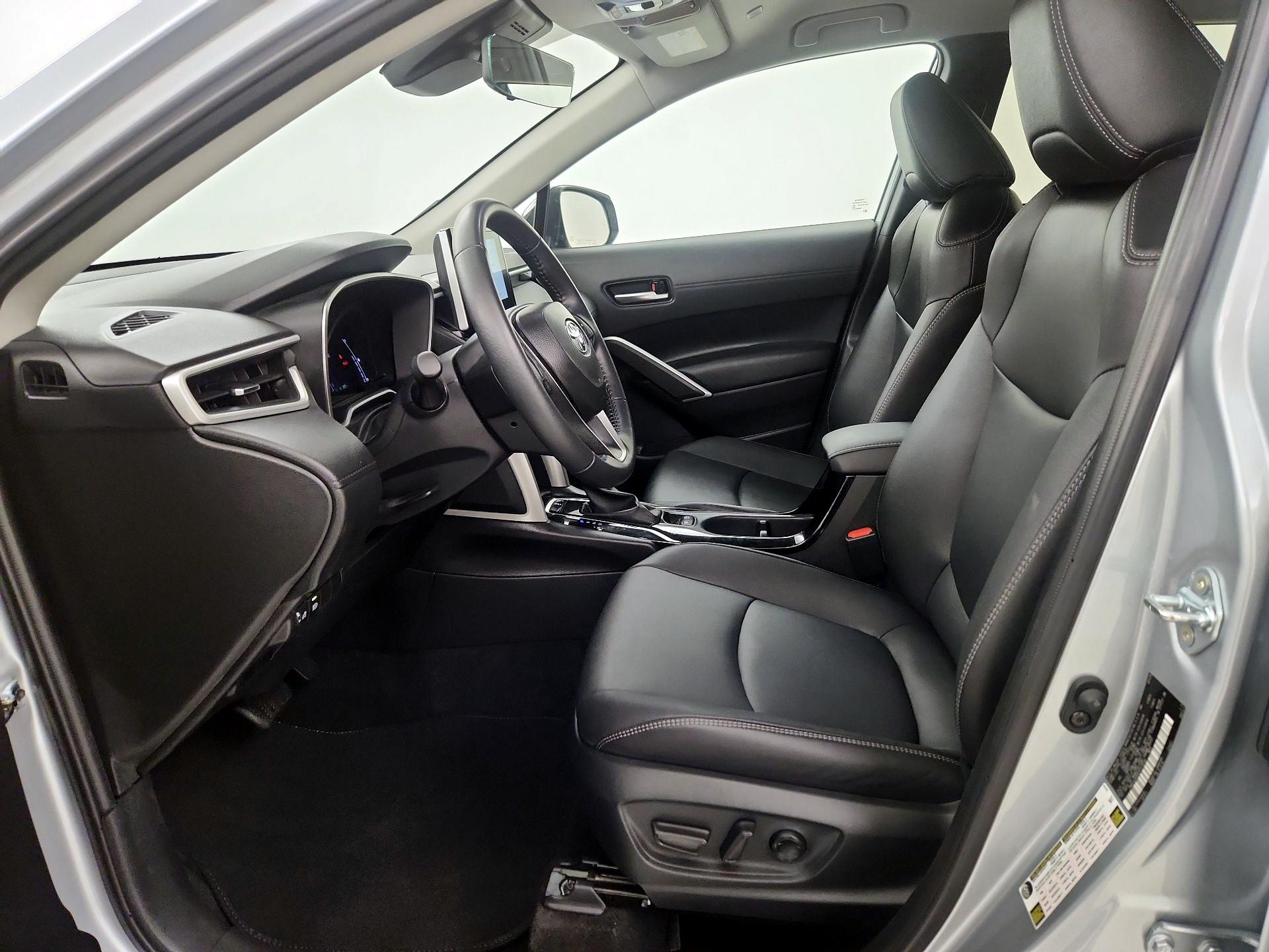 Thumbnail: 2025 Toyota Corolla Cross - 11