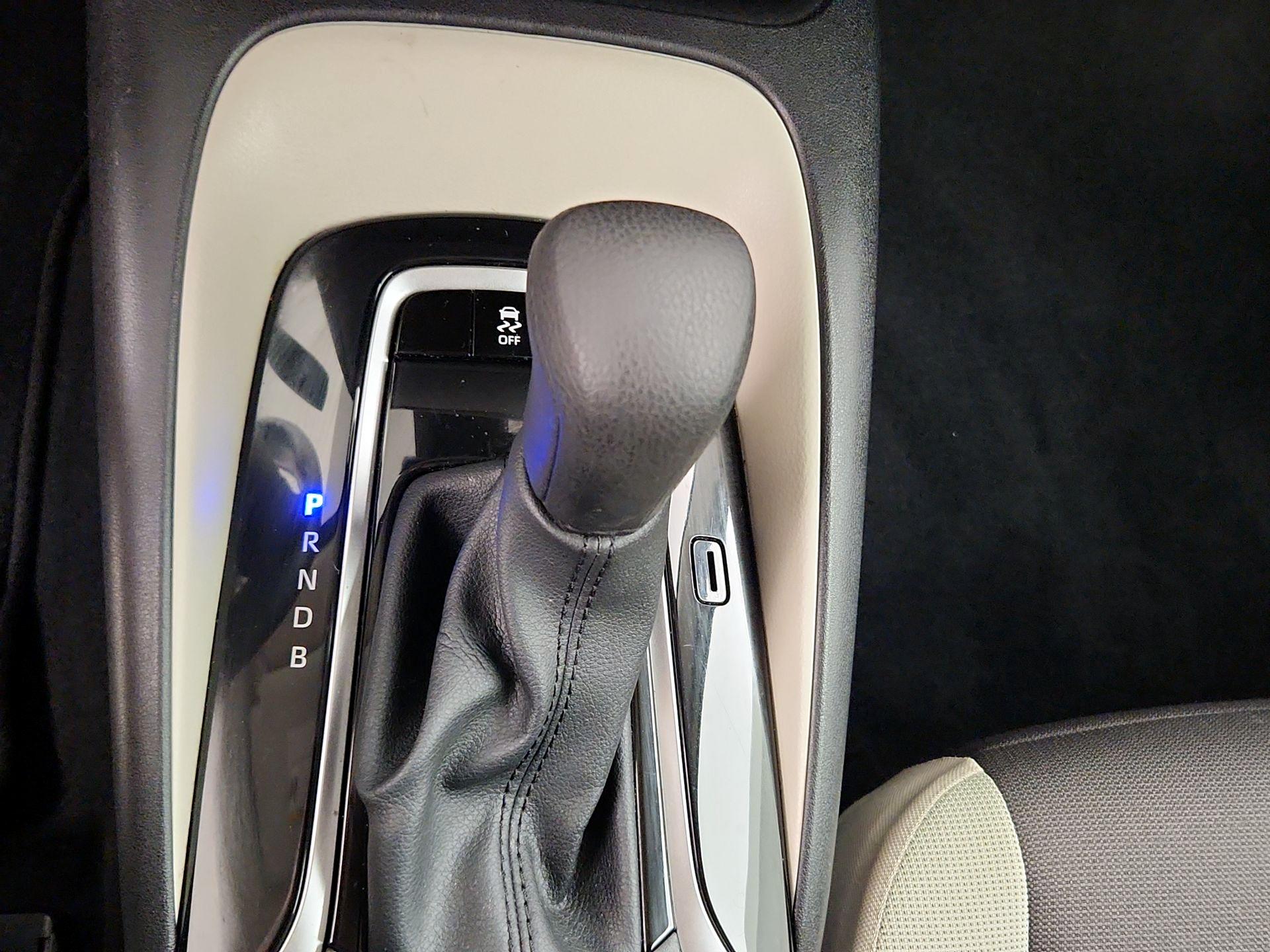 Thumbnail: 2025 Toyota Corolla - 17