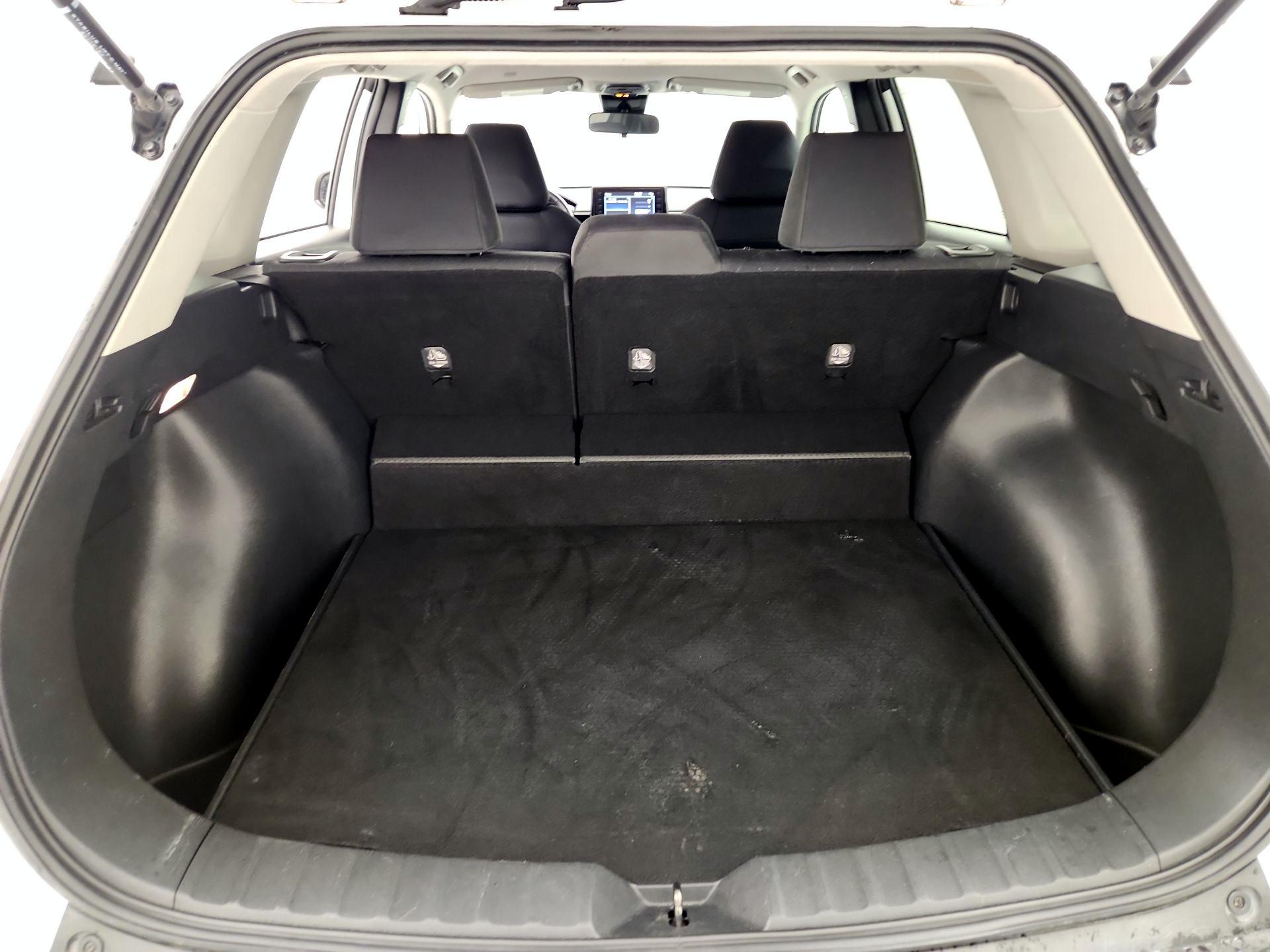 Thumbnail: 2022 Toyota Corolla Cross - 20