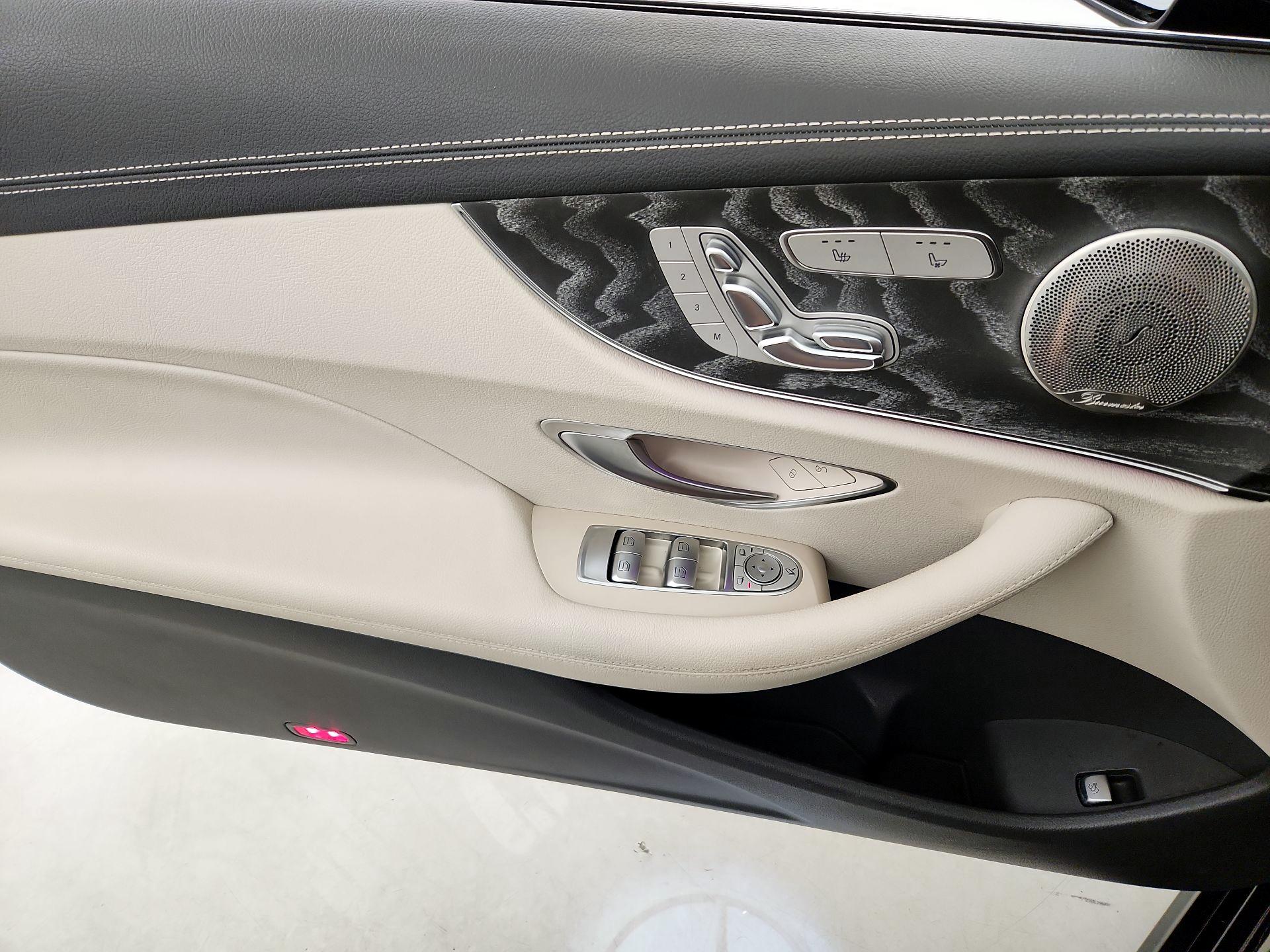 Thumbnail: 2022 Mercedes-Benz E-Class - 12