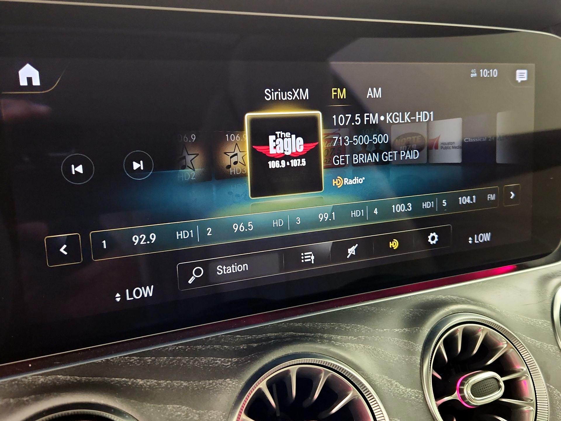 Thumbnail: 2022 Mercedes-Benz E-Class - 16