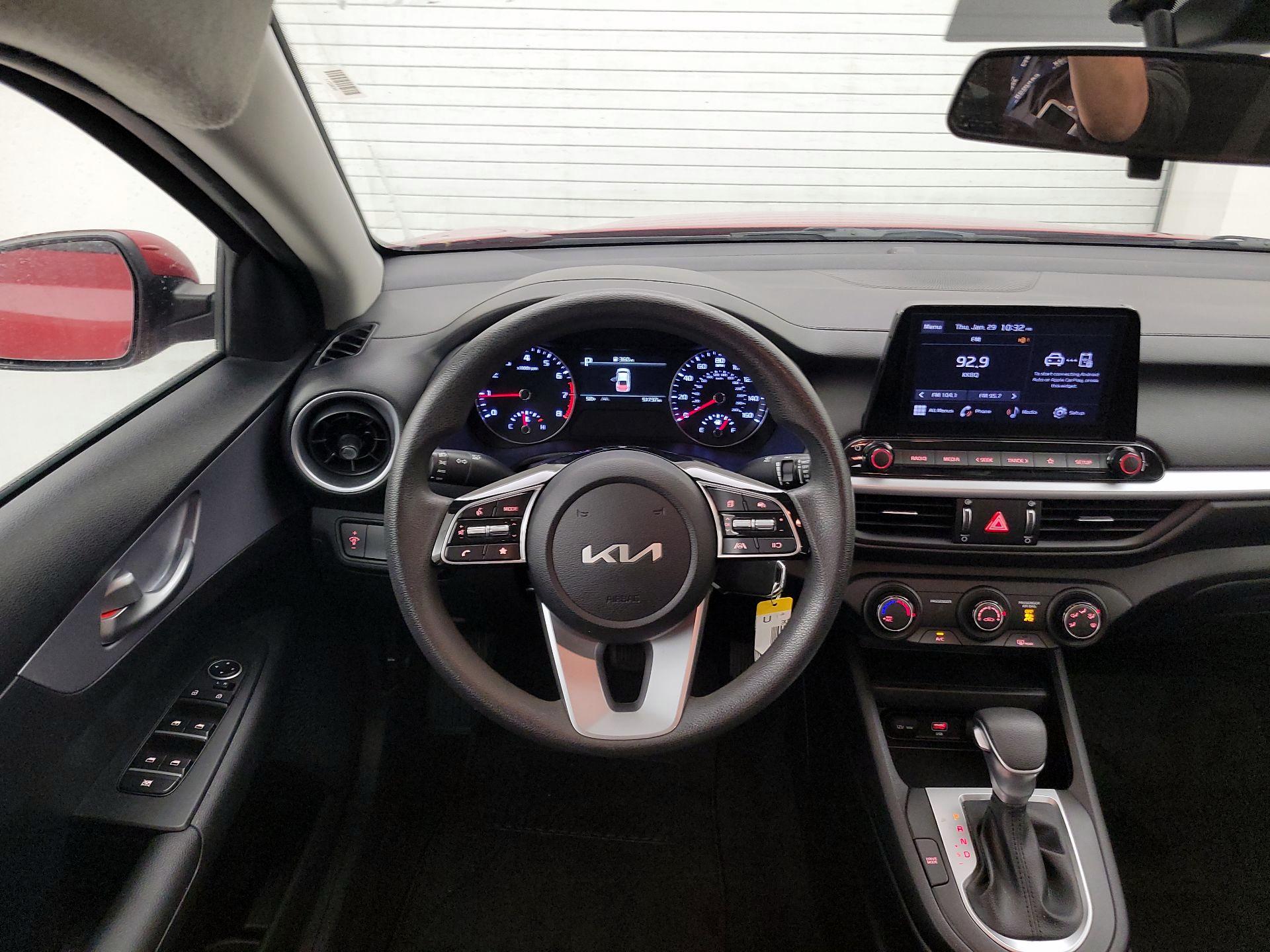 Thumbnail: 2024 Kia Forte - 10