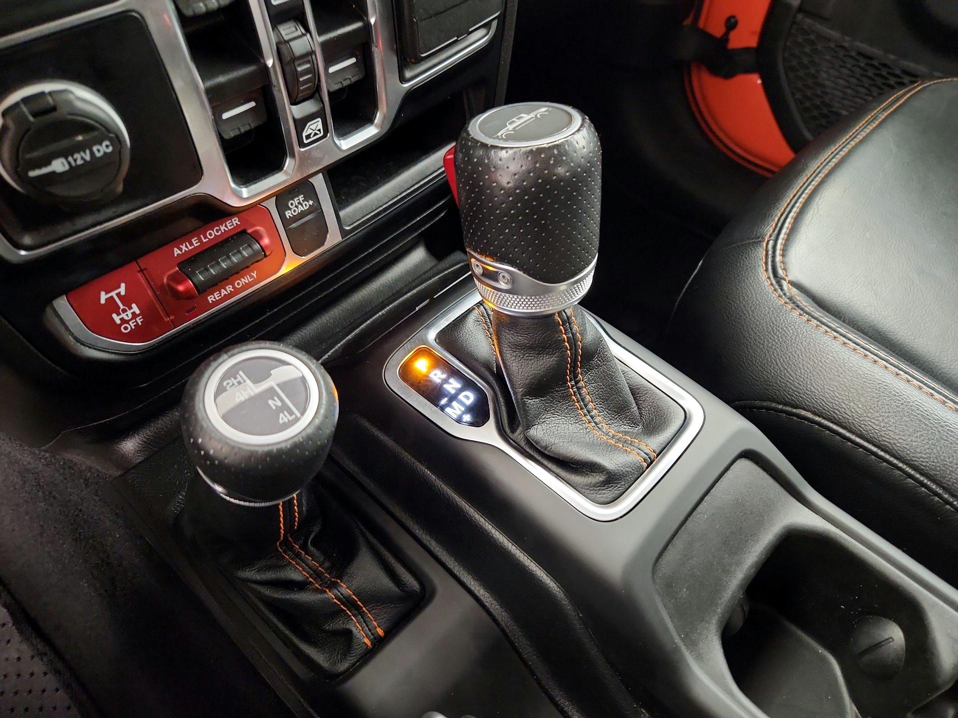 Thumbnail: 2023 Jeep Gladiator - 18