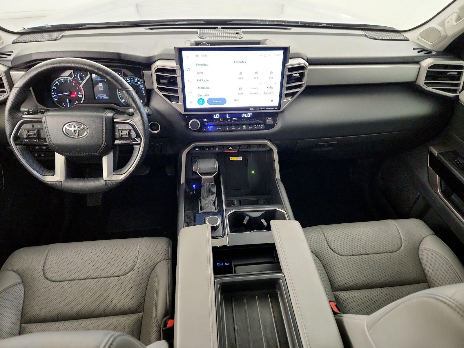 2023 Toyota Tundra Limited - Photo 10
