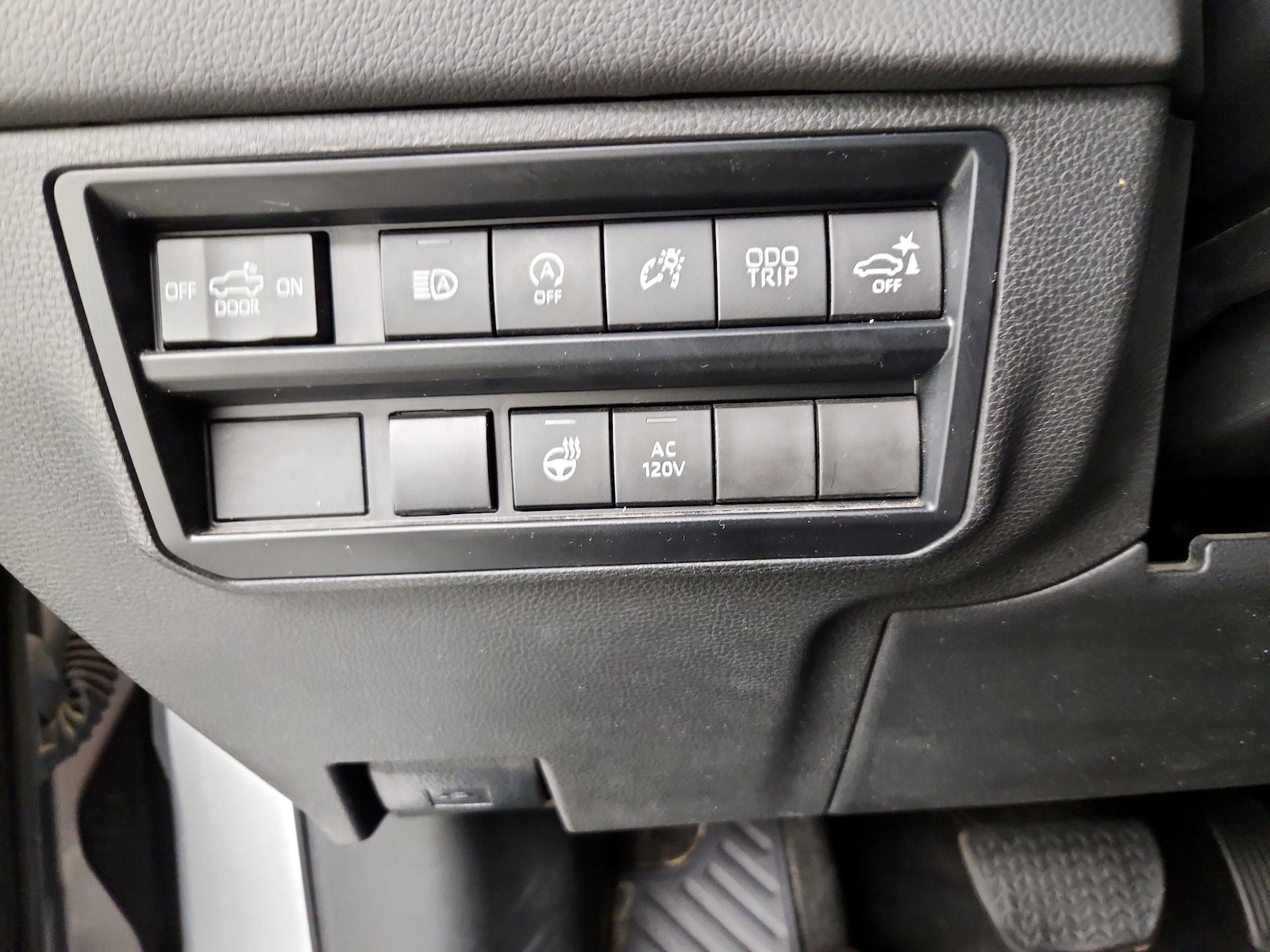 2023 Toyota Tundra Limited - Photo 14
