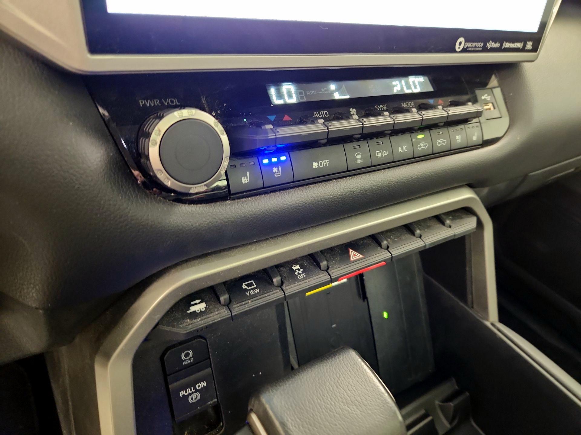 Thumbnail: 2023 Toyota Tundra - 16