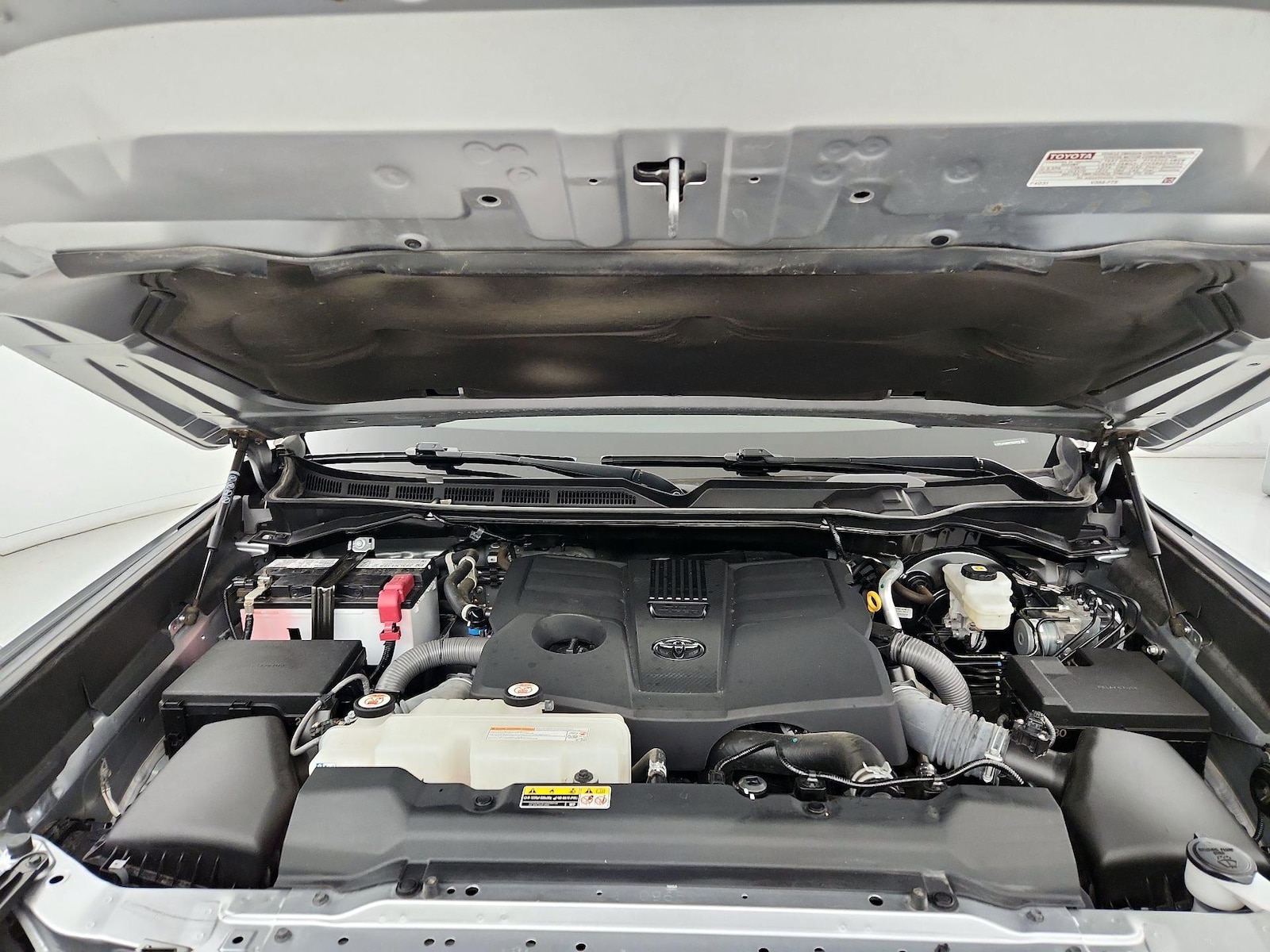 2023 Toyota Tundra Limited - Photo 23