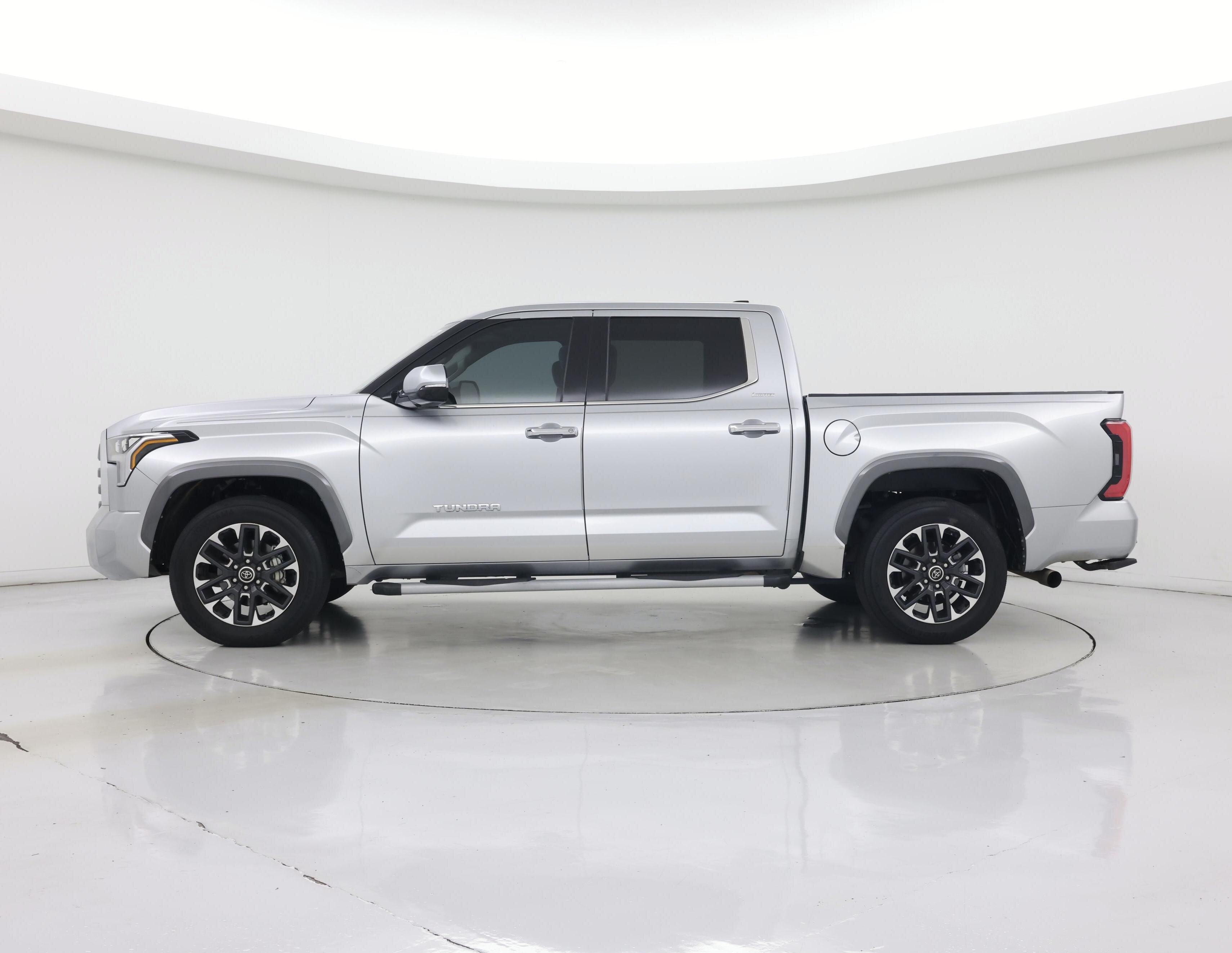 Thumbnail: 2023 Toyota Tundra - 3