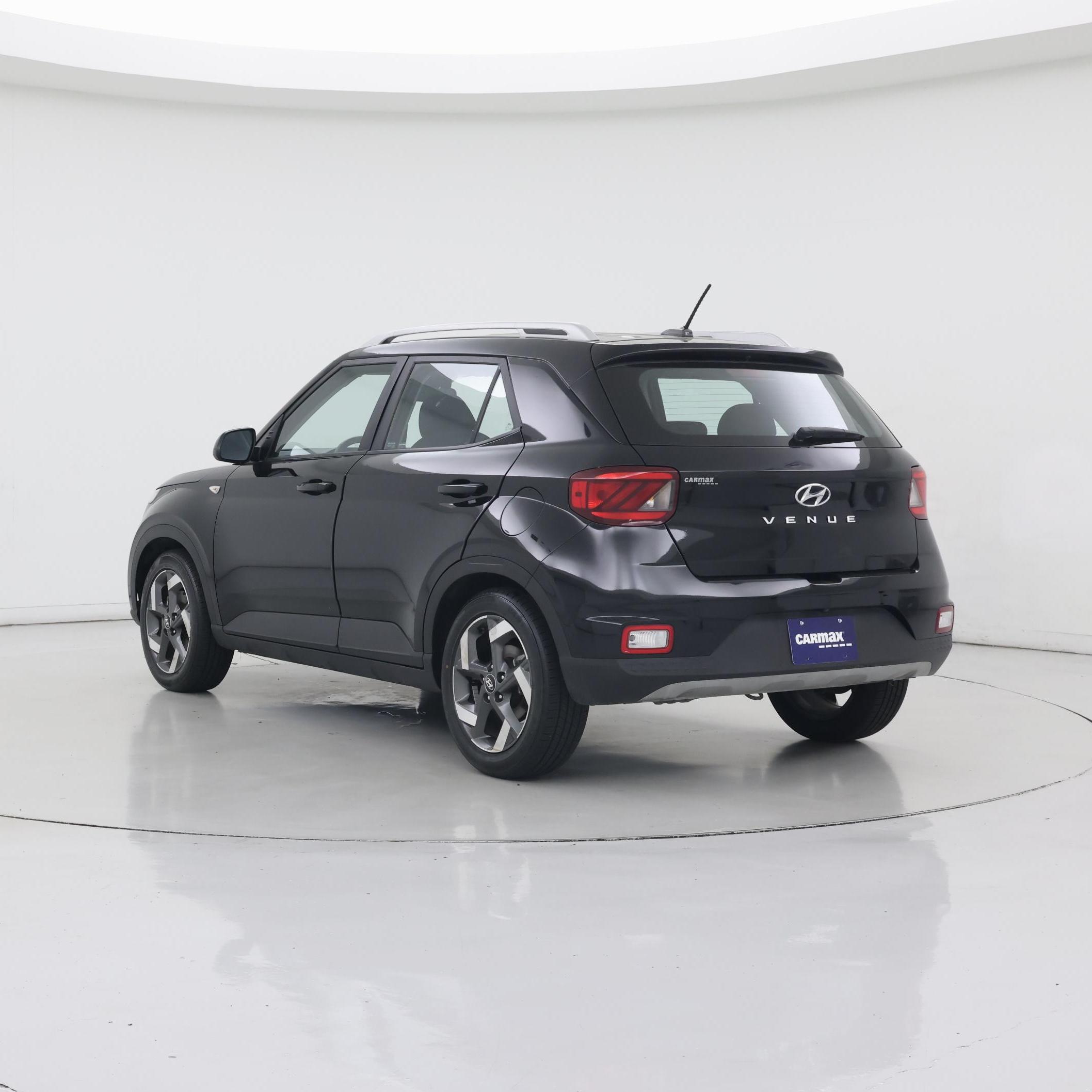 Thumbnail: 2023 Hyundai Venue - 2