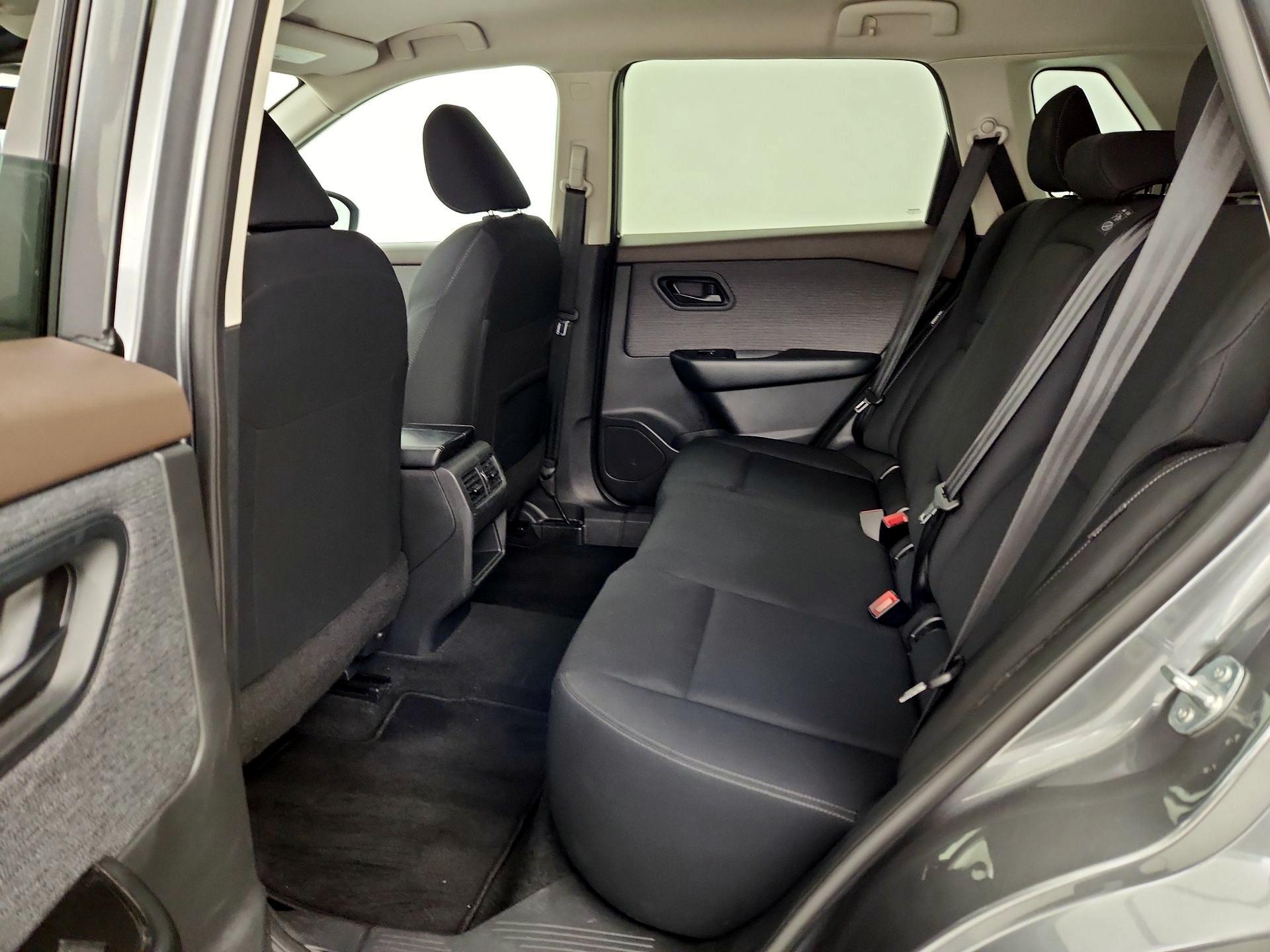 Thumbnail: 2023 Nissan Rogue - 19