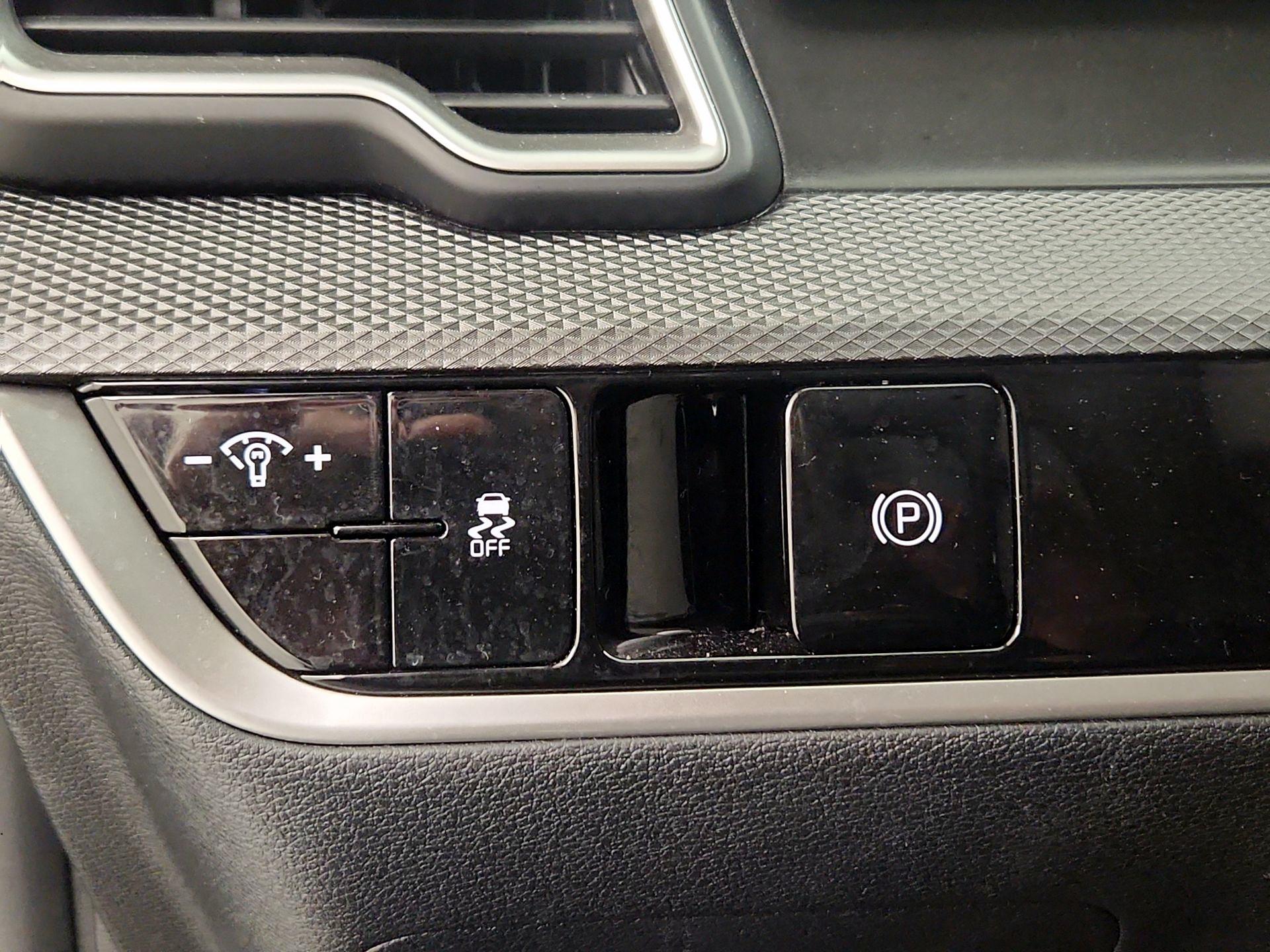 Thumbnail: 2024 Kia Sportage - 13