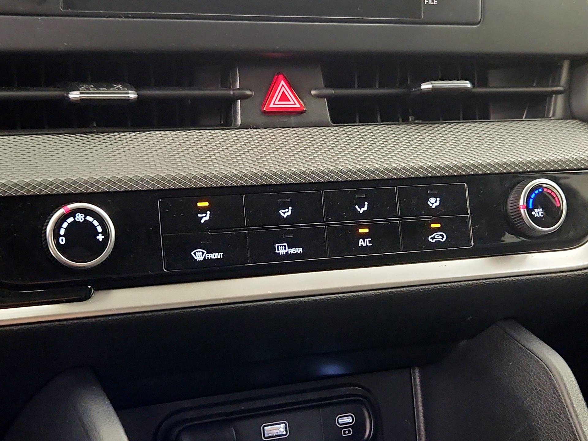 Thumbnail: 2024 Kia Sportage - 16