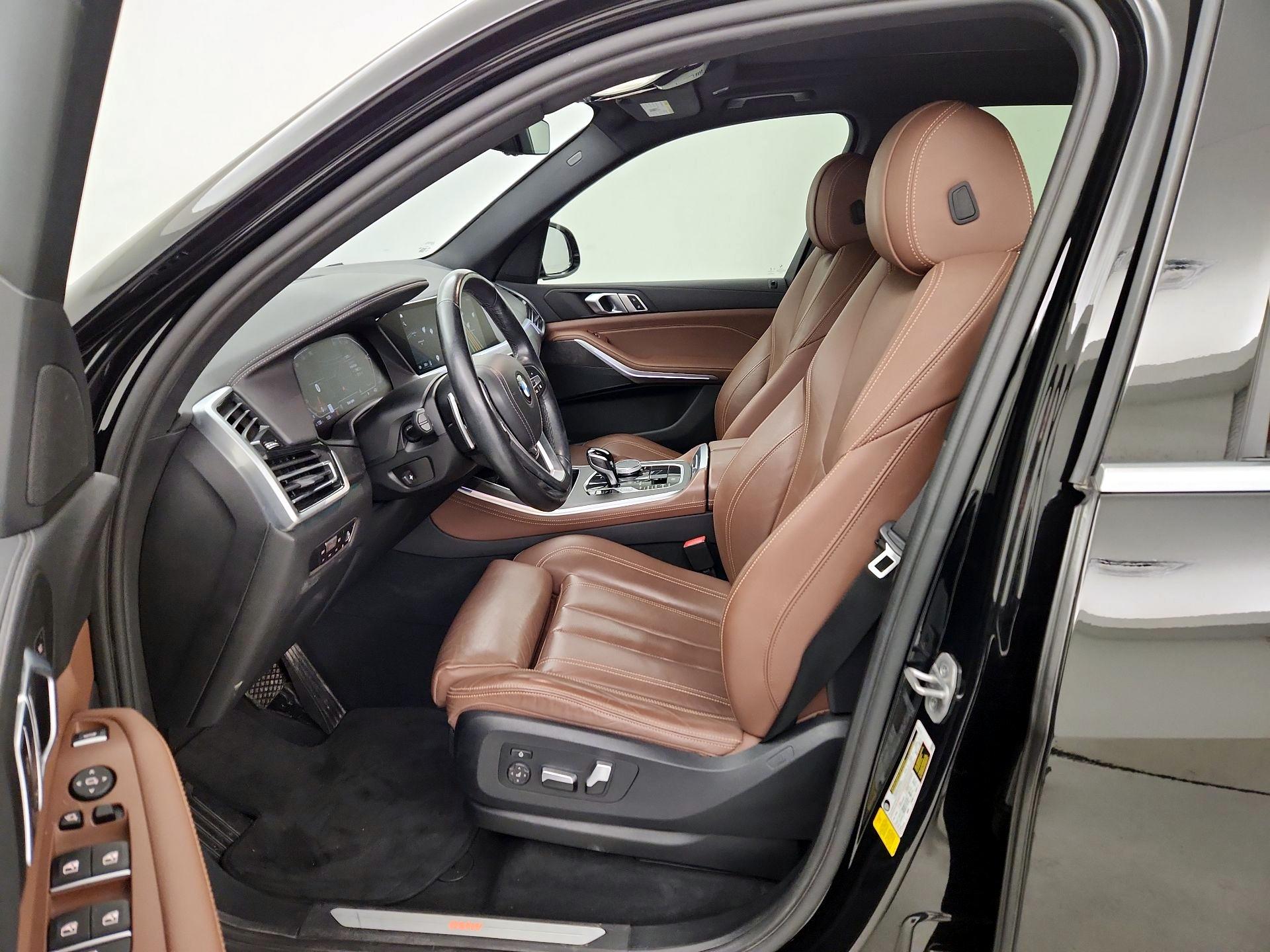 Thumbnail: 2022 BMW X5 - 11
