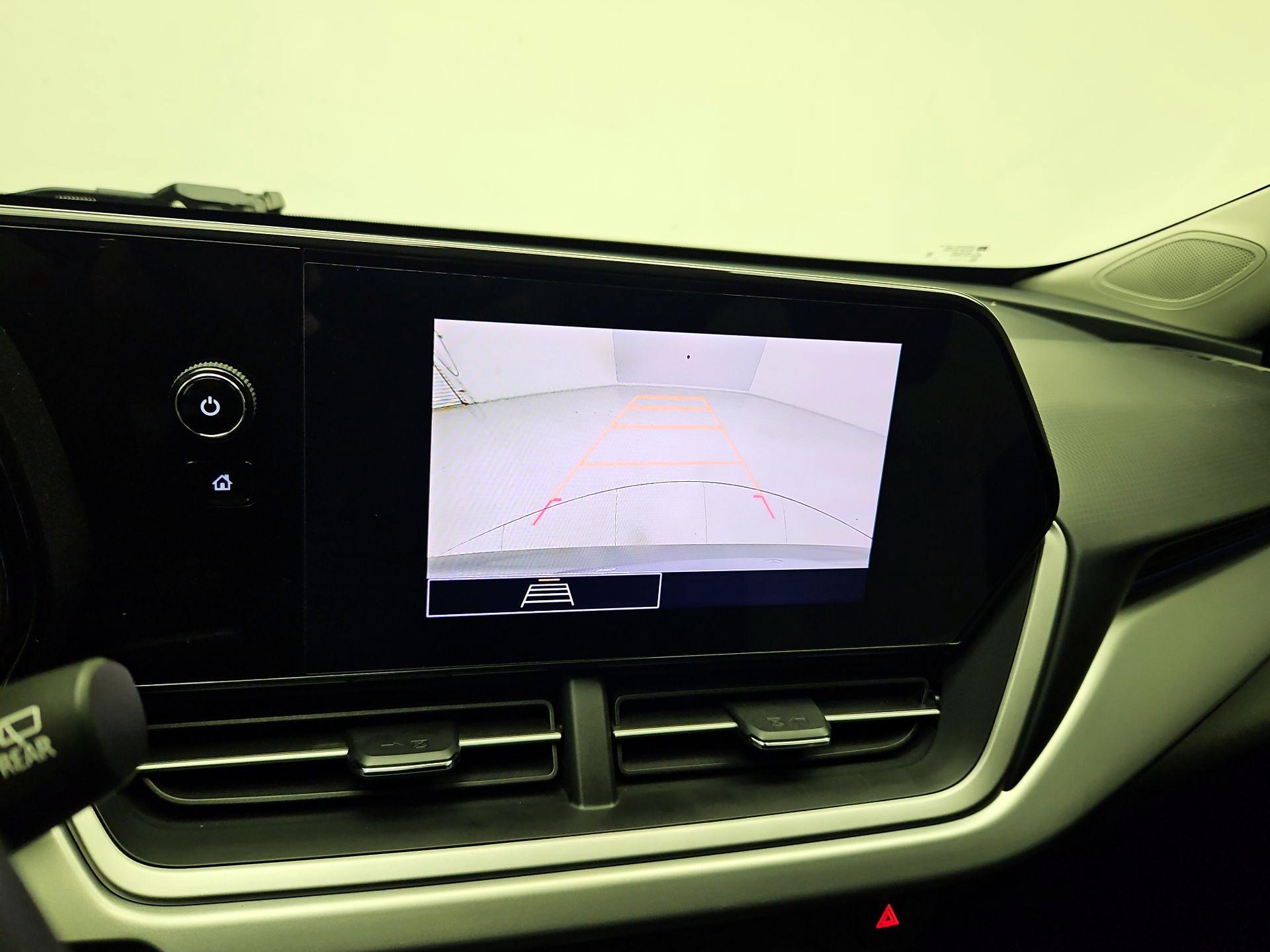 Thumbnail: 2024 Chevrolet Trax - 14