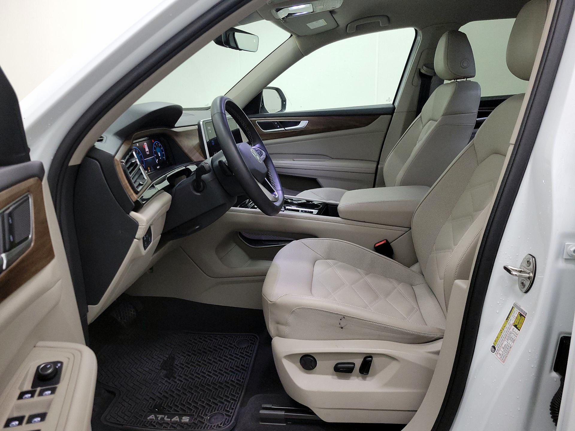 Thumbnail: 2024 Volkswagen Atlas - 11