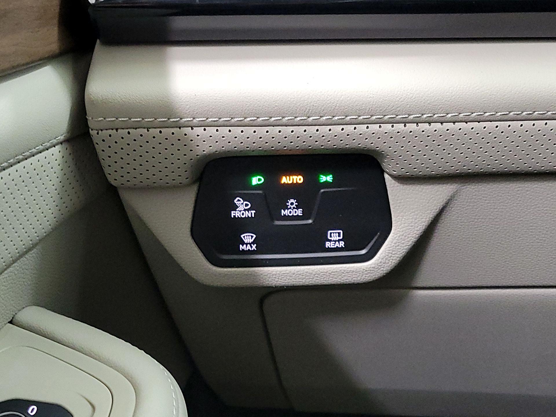 Thumbnail: 2024 Volkswagen Atlas - 13