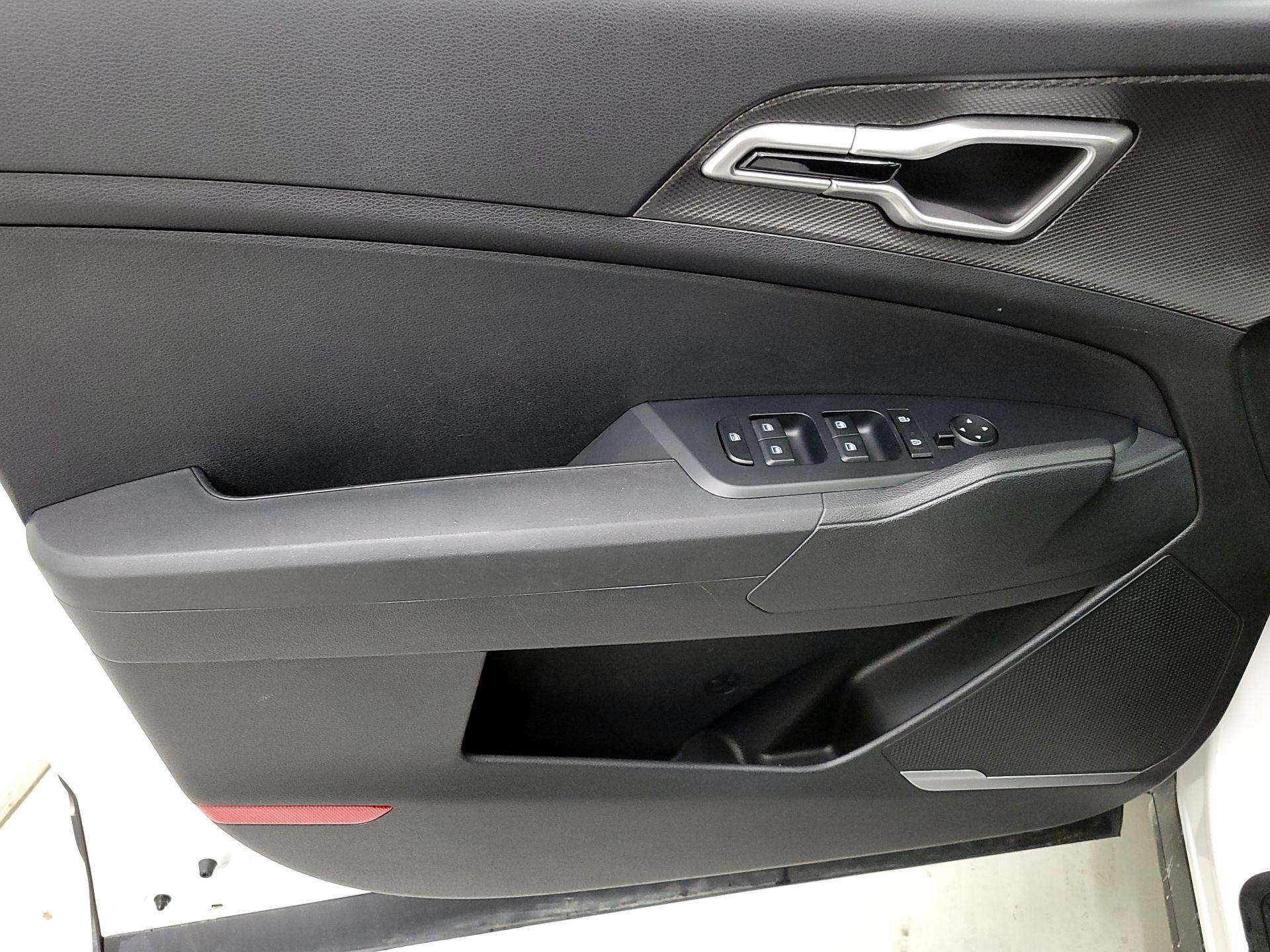 Thumbnail: 2024 Kia Sportage - 12