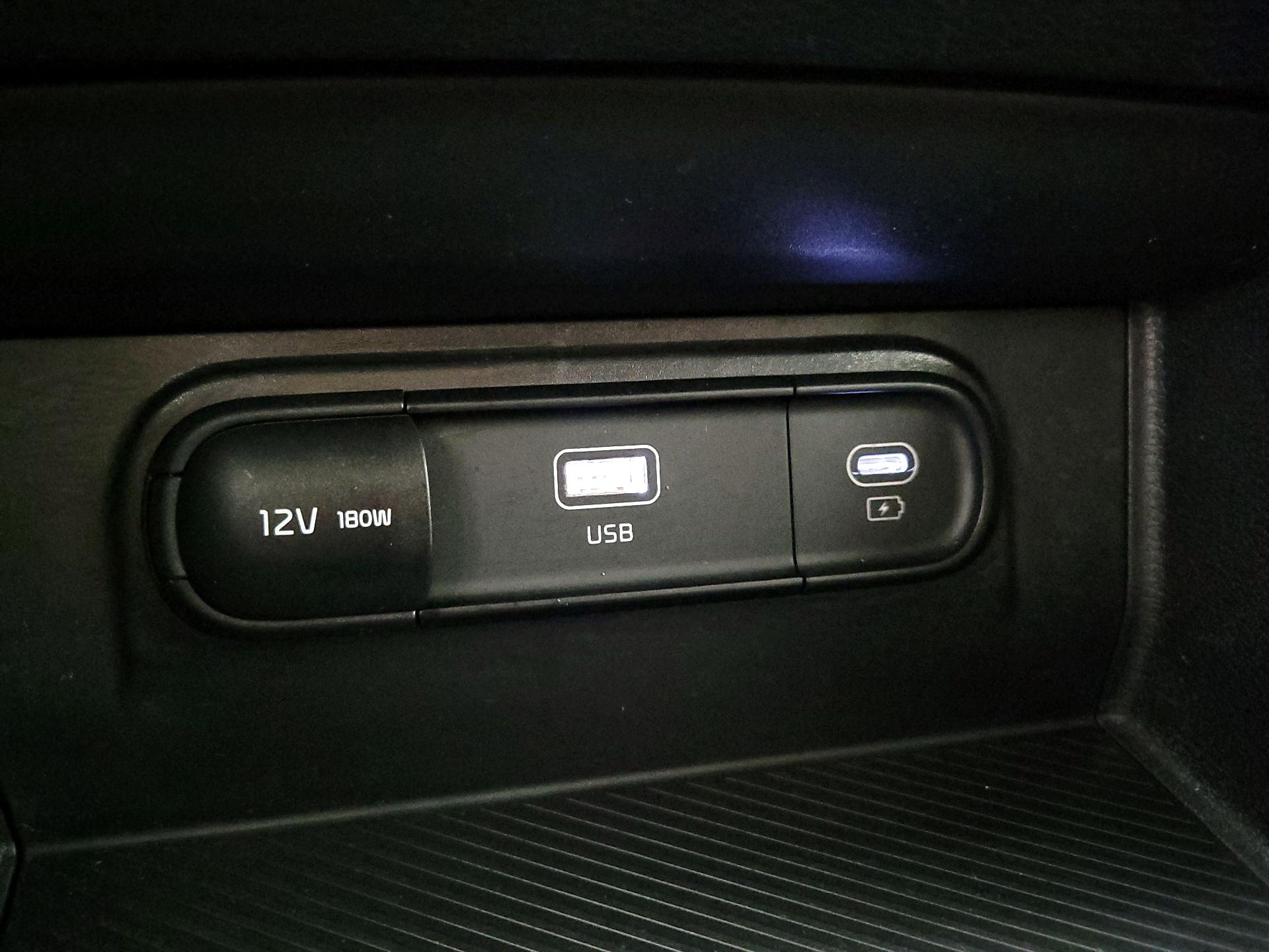 Thumbnail: 2024 Kia Sportage - 17