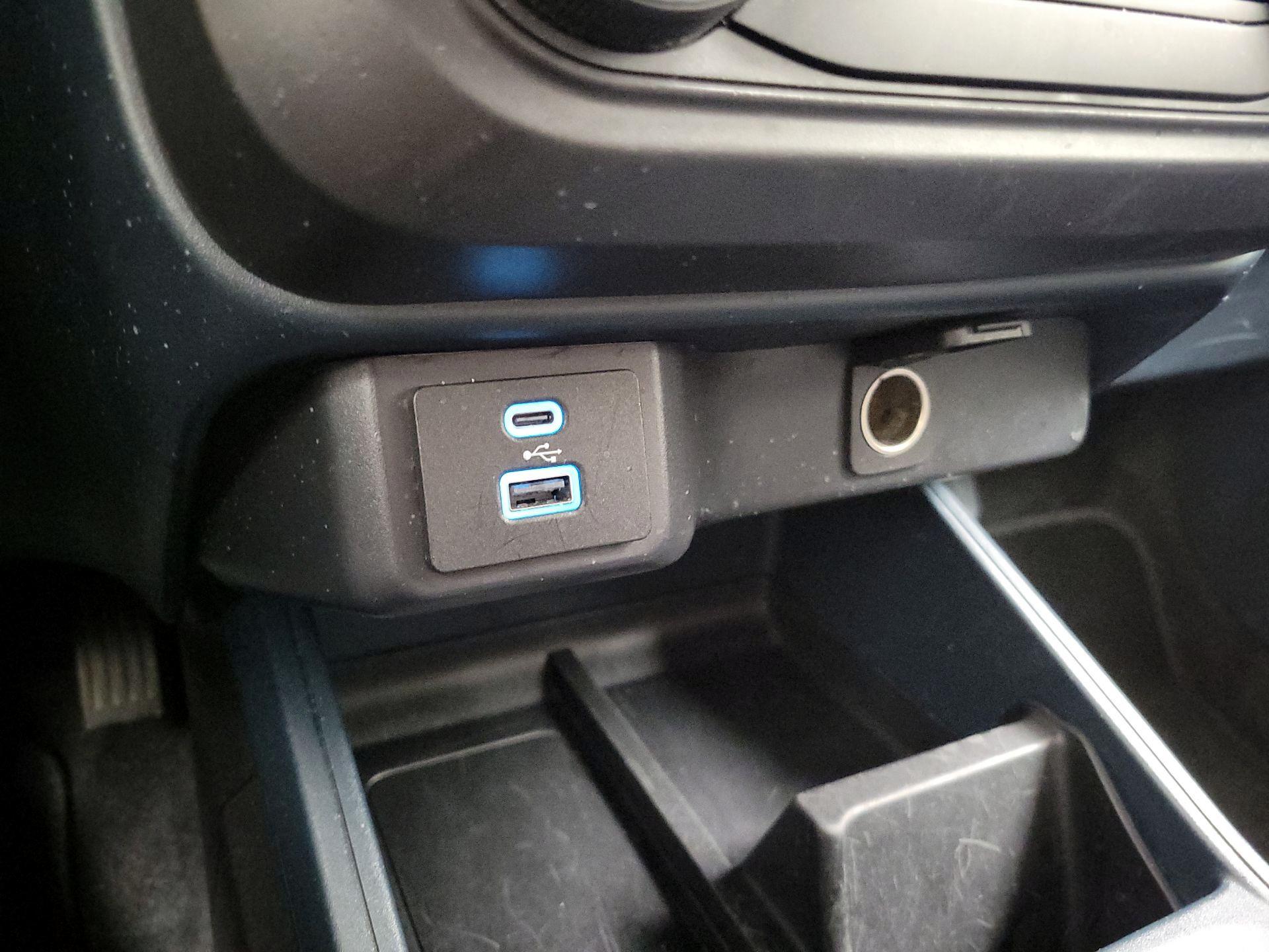 Thumbnail: 2022 Ford Maverick - 18