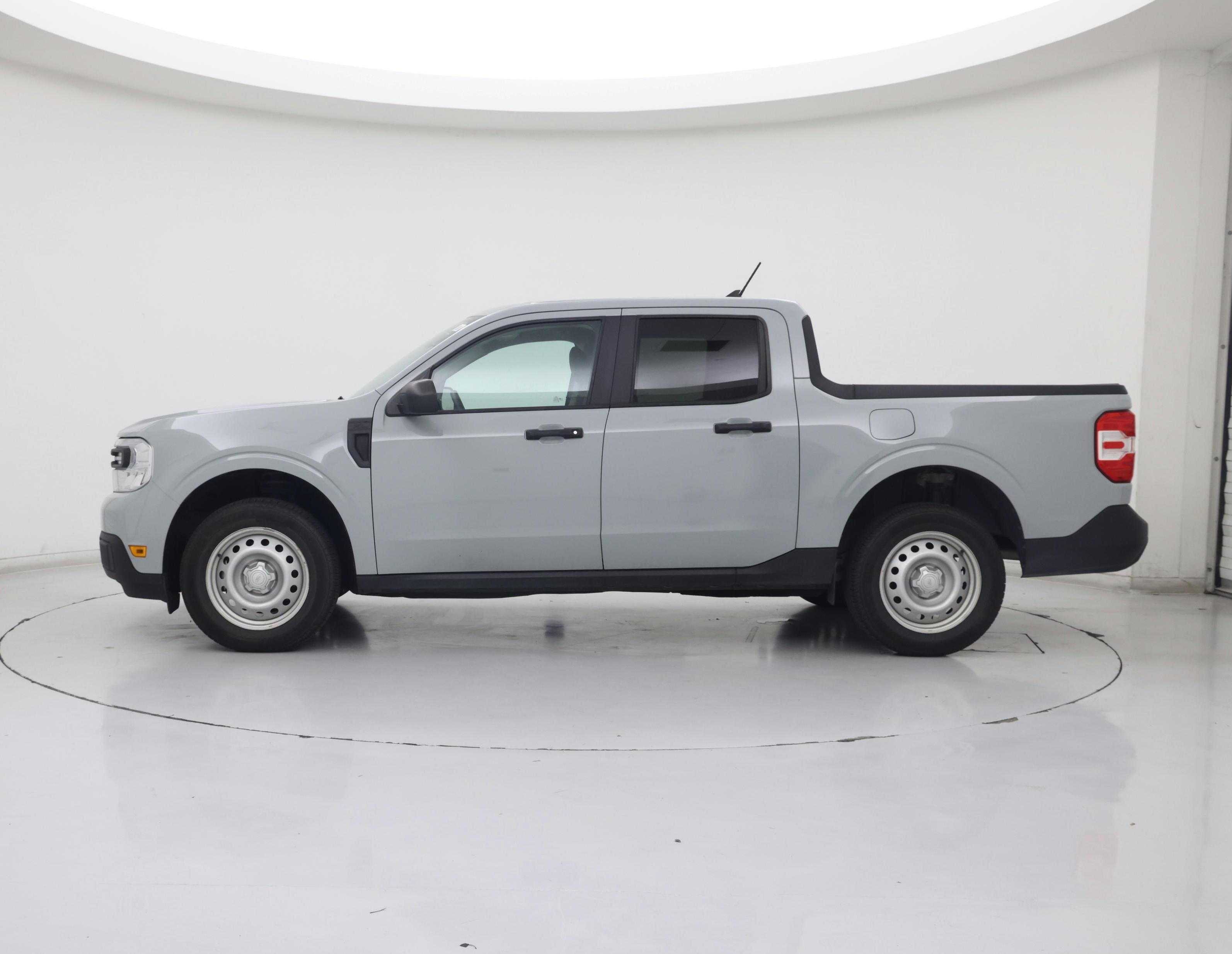 Thumbnail: 2022 Ford Maverick - 3