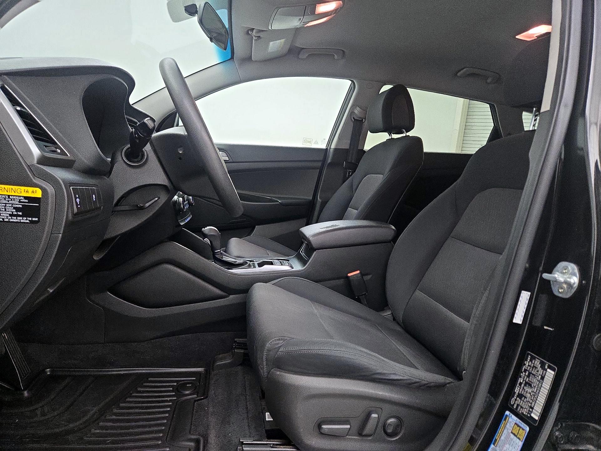 Thumbnail: 2017 Hyundai Tucson - 11