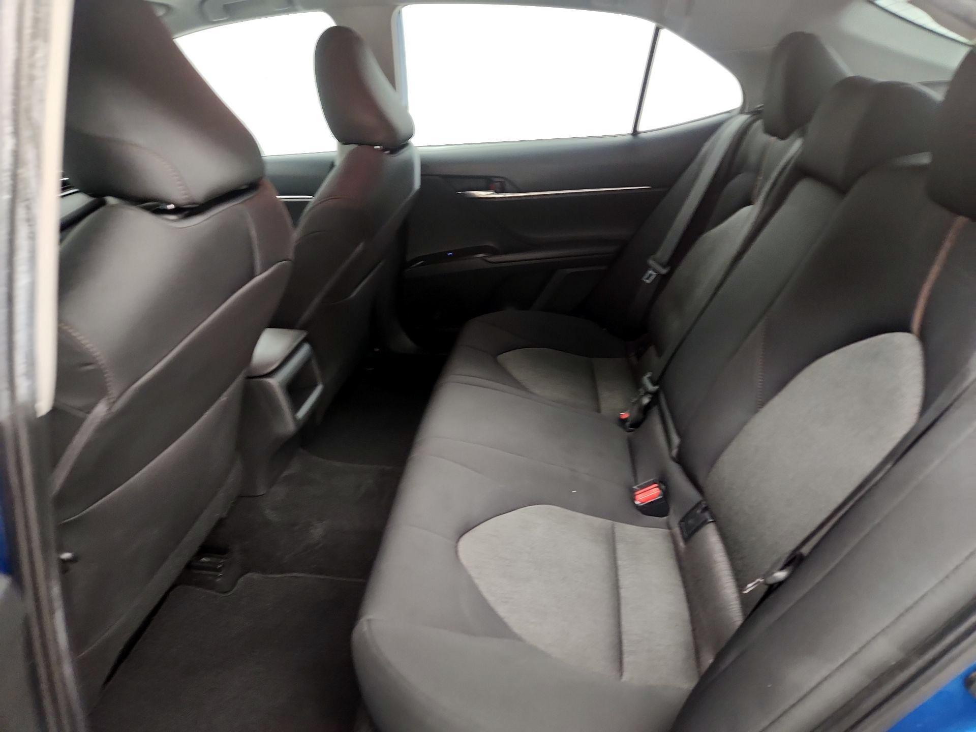 Thumbnail: 2020 Toyota Camry - 19