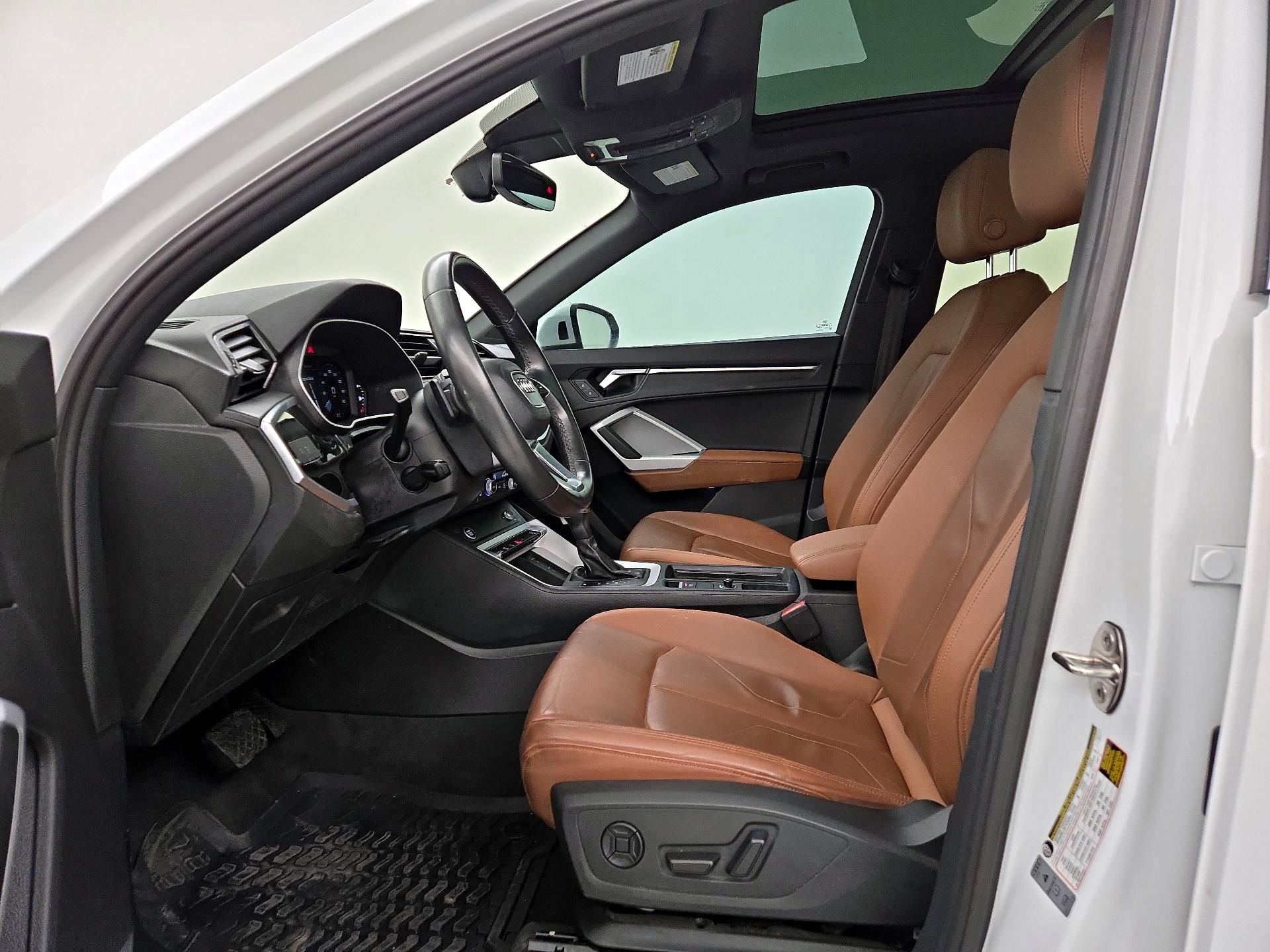 Thumbnail: 2022 Audi Q3 - 11