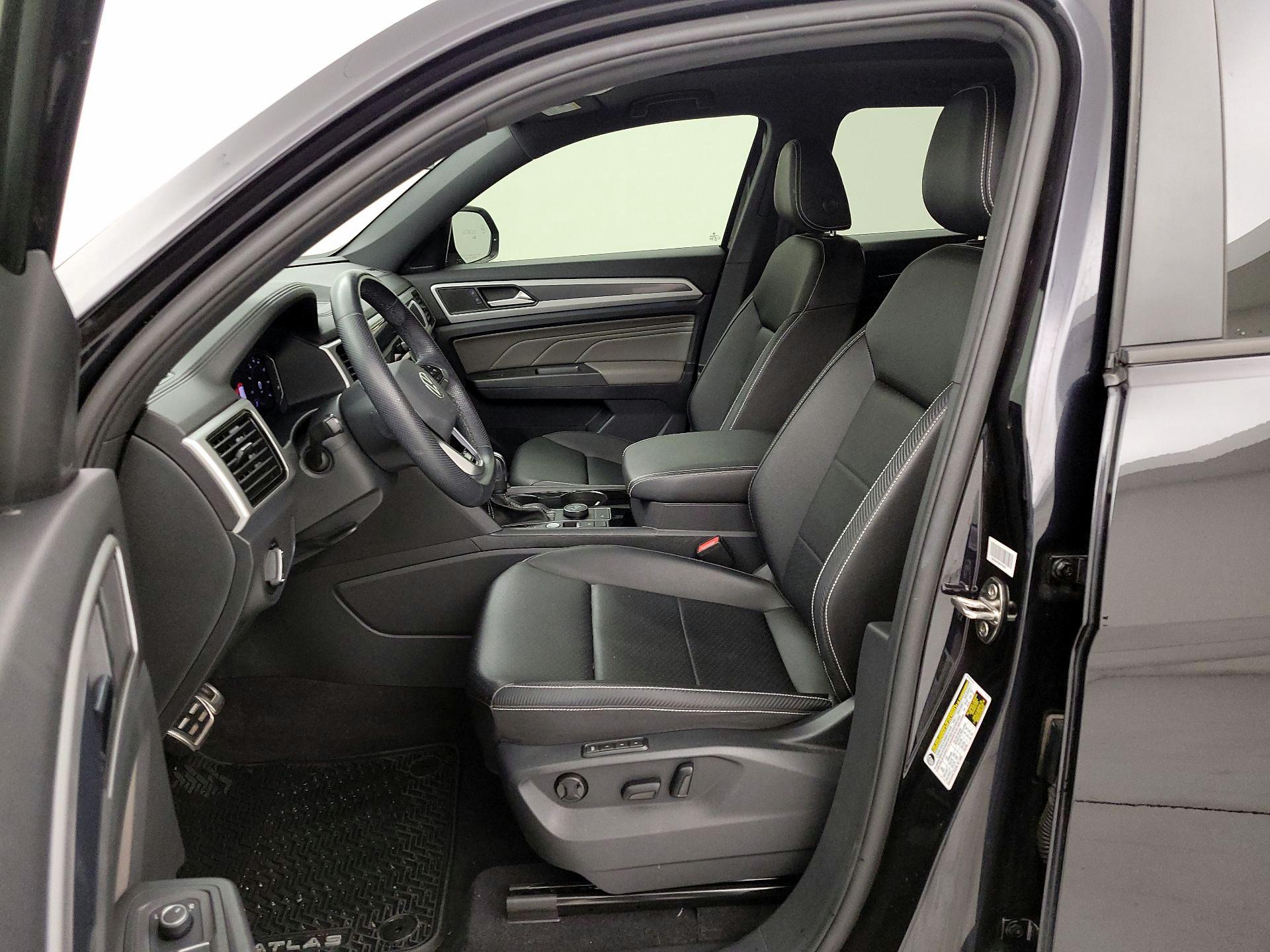 Thumbnail: 2023 Volkswagen Atlas - 9