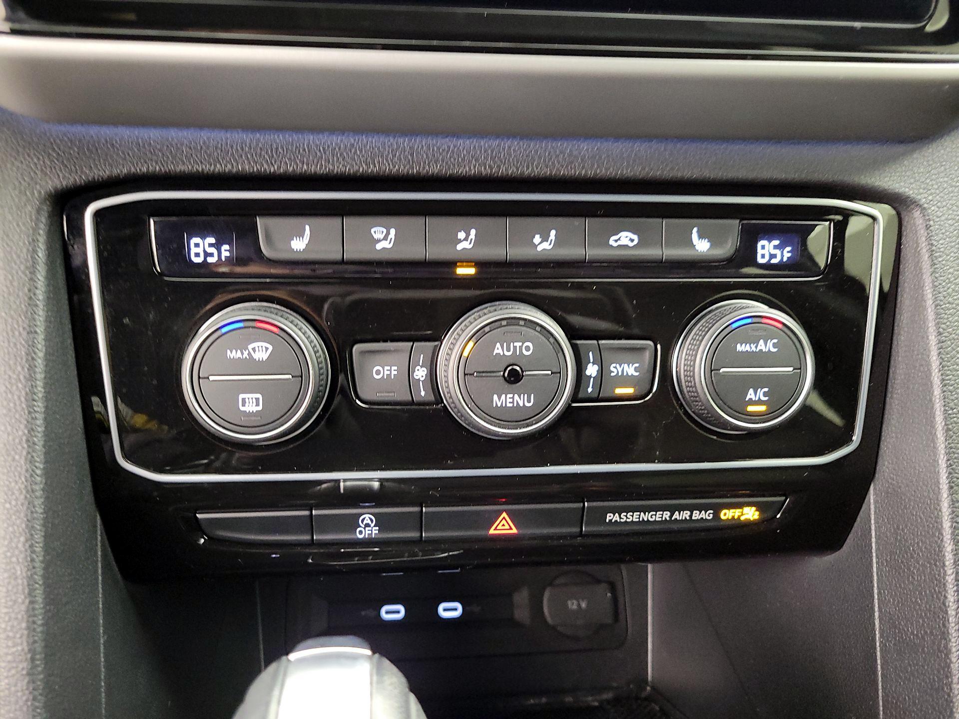 Thumbnail: 2023 Volkswagen Atlas - 15