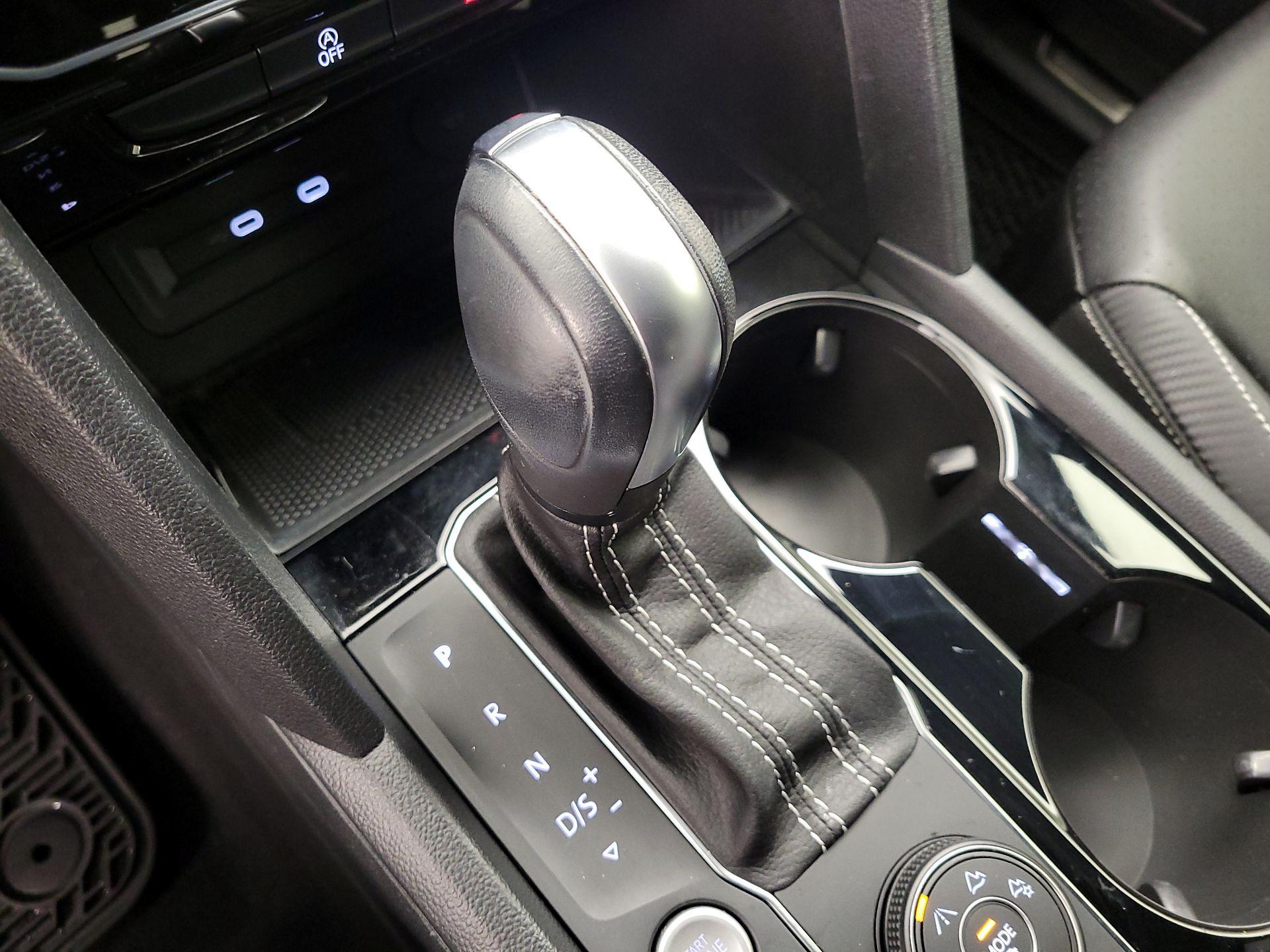 Thumbnail: 2023 Volkswagen Atlas - 16