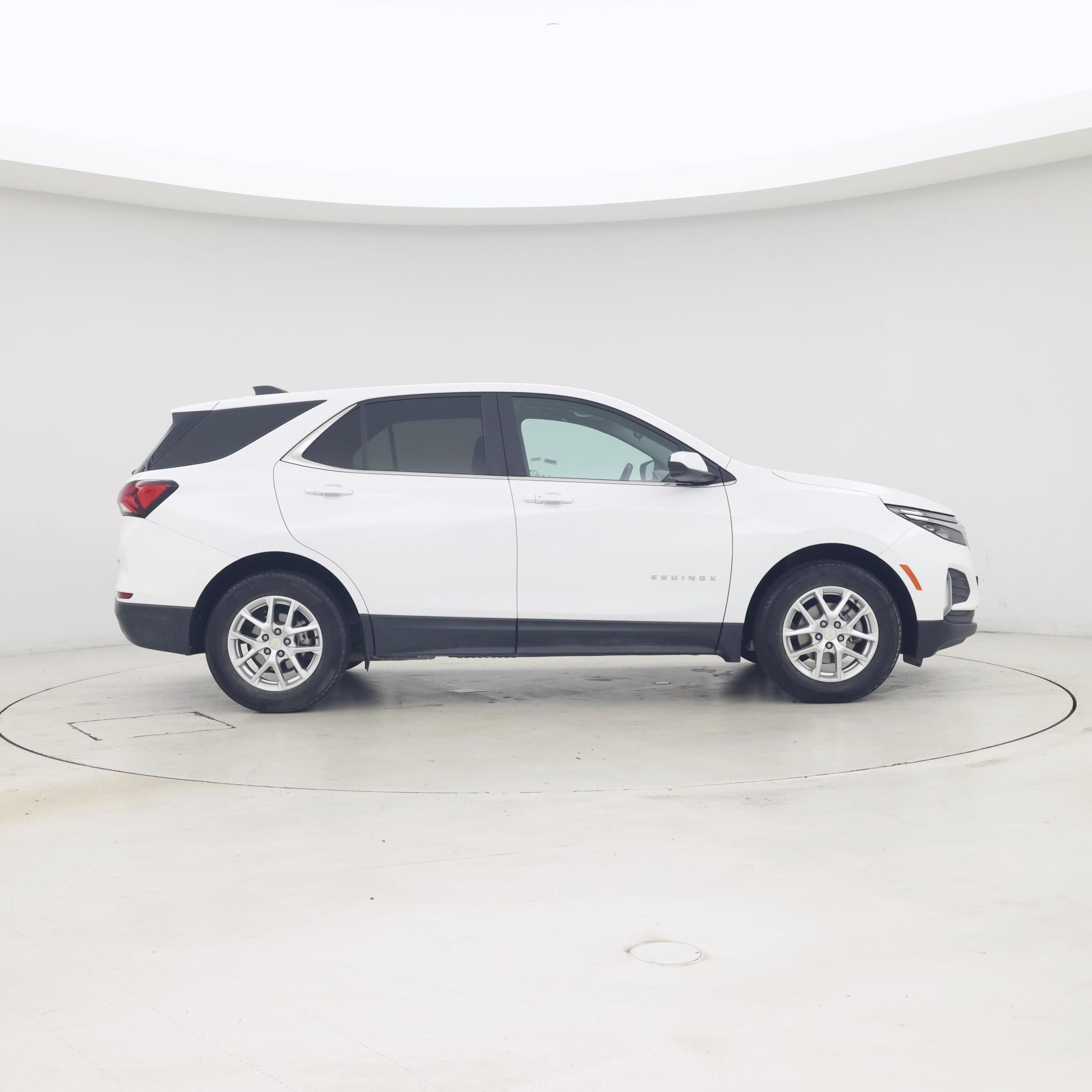 Thumbnail: 2023 Chevrolet Equinox - 7