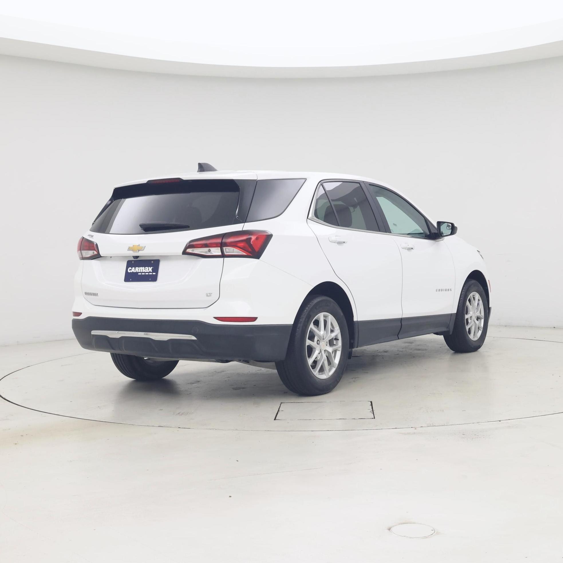 Thumbnail: 2023 Chevrolet Equinox - 8