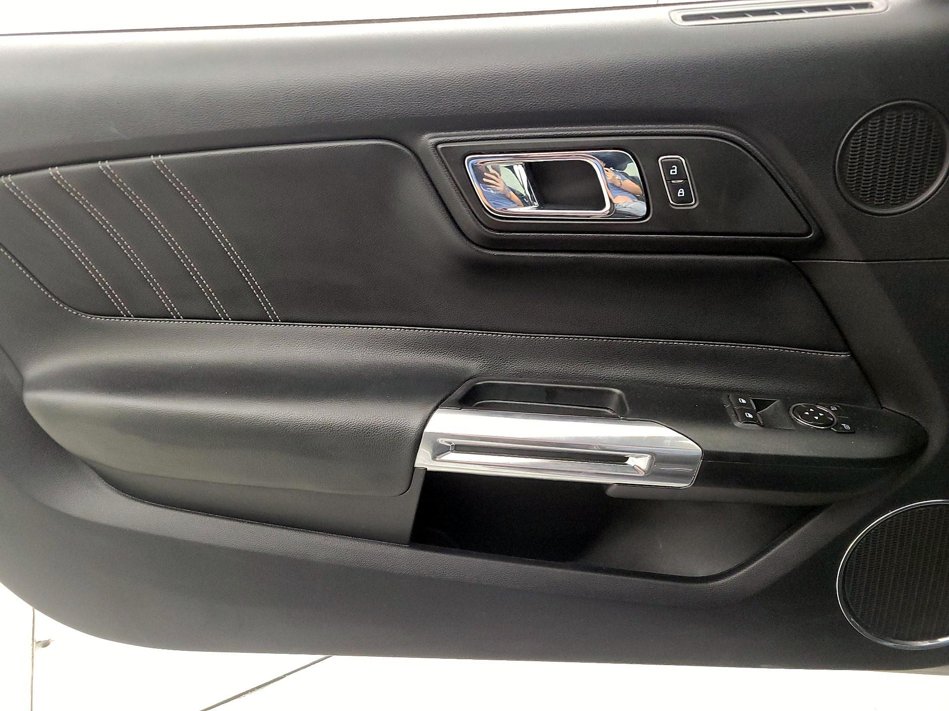 Thumbnail: 2015 Ford Mustang - 12