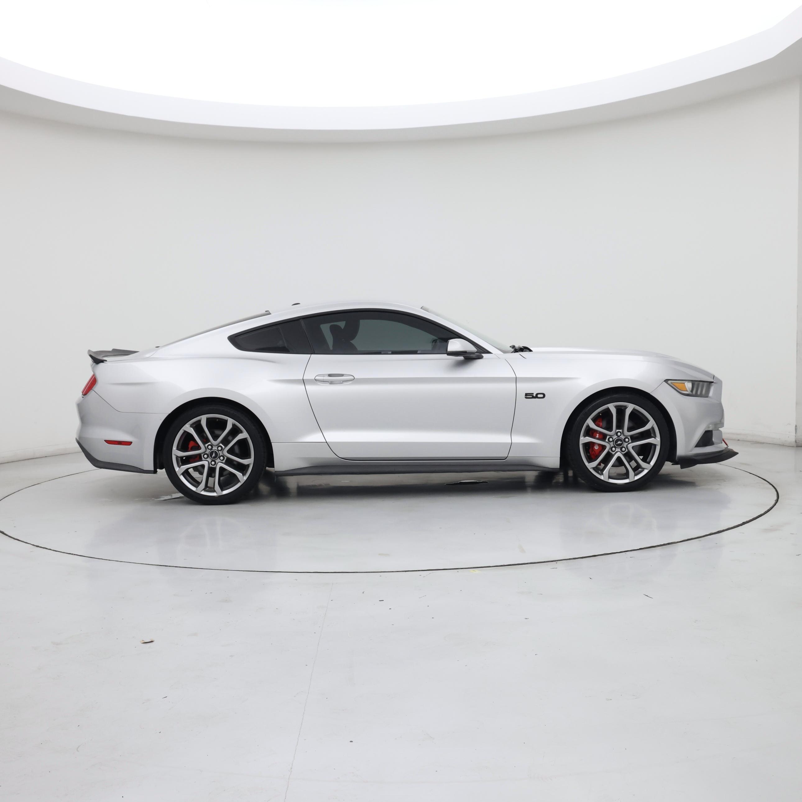 Thumbnail: 2015 Ford Mustang - 7