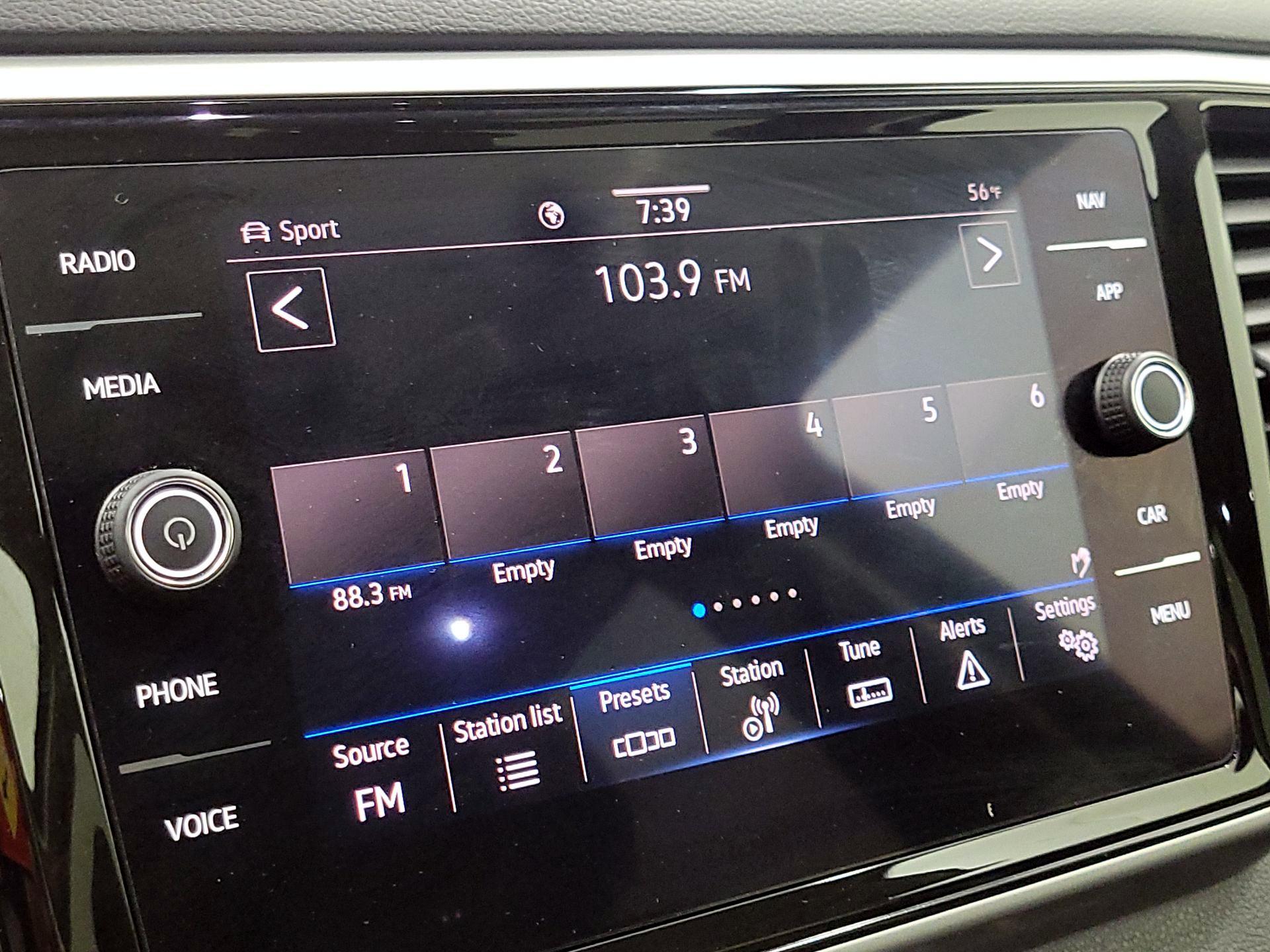 Thumbnail: 2022 Volkswagen Atlas - 15