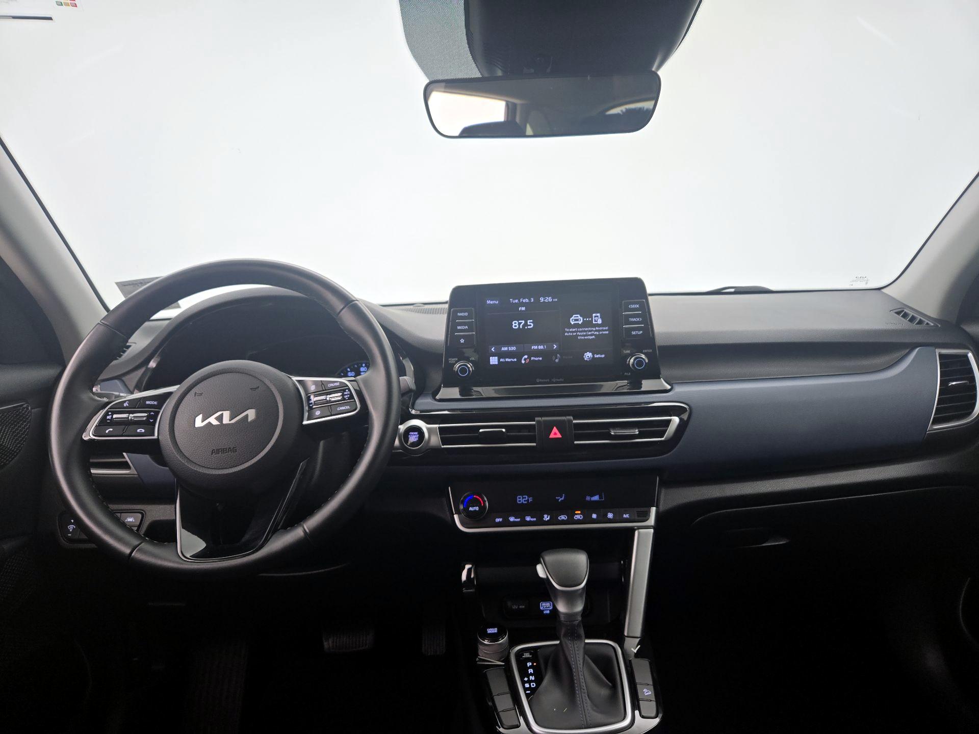 Thumbnail: 2023 Kia Seltos - 9