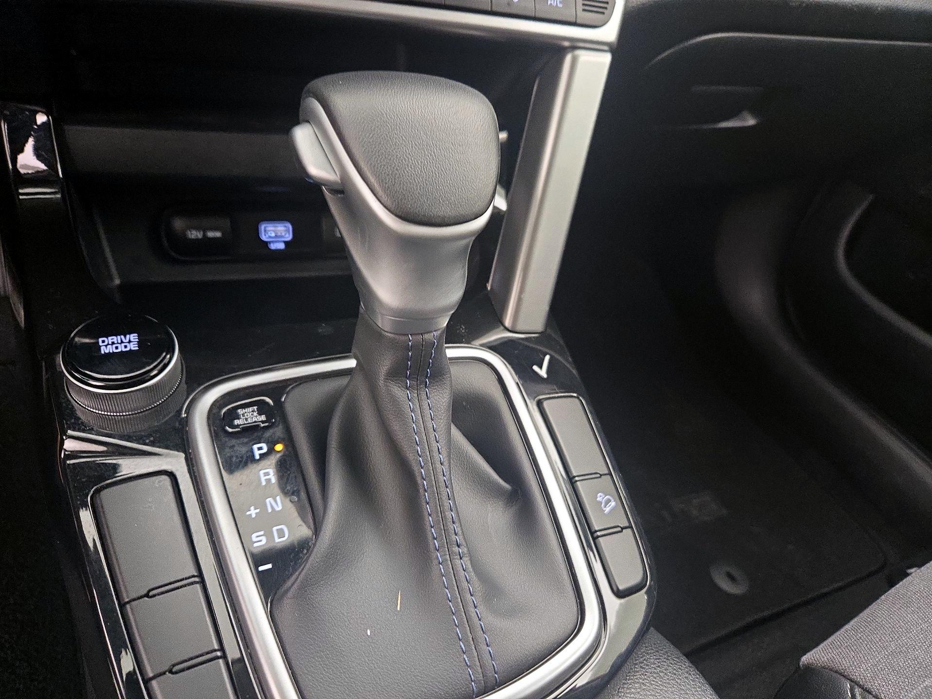 Thumbnail: 2023 Kia Seltos - 17