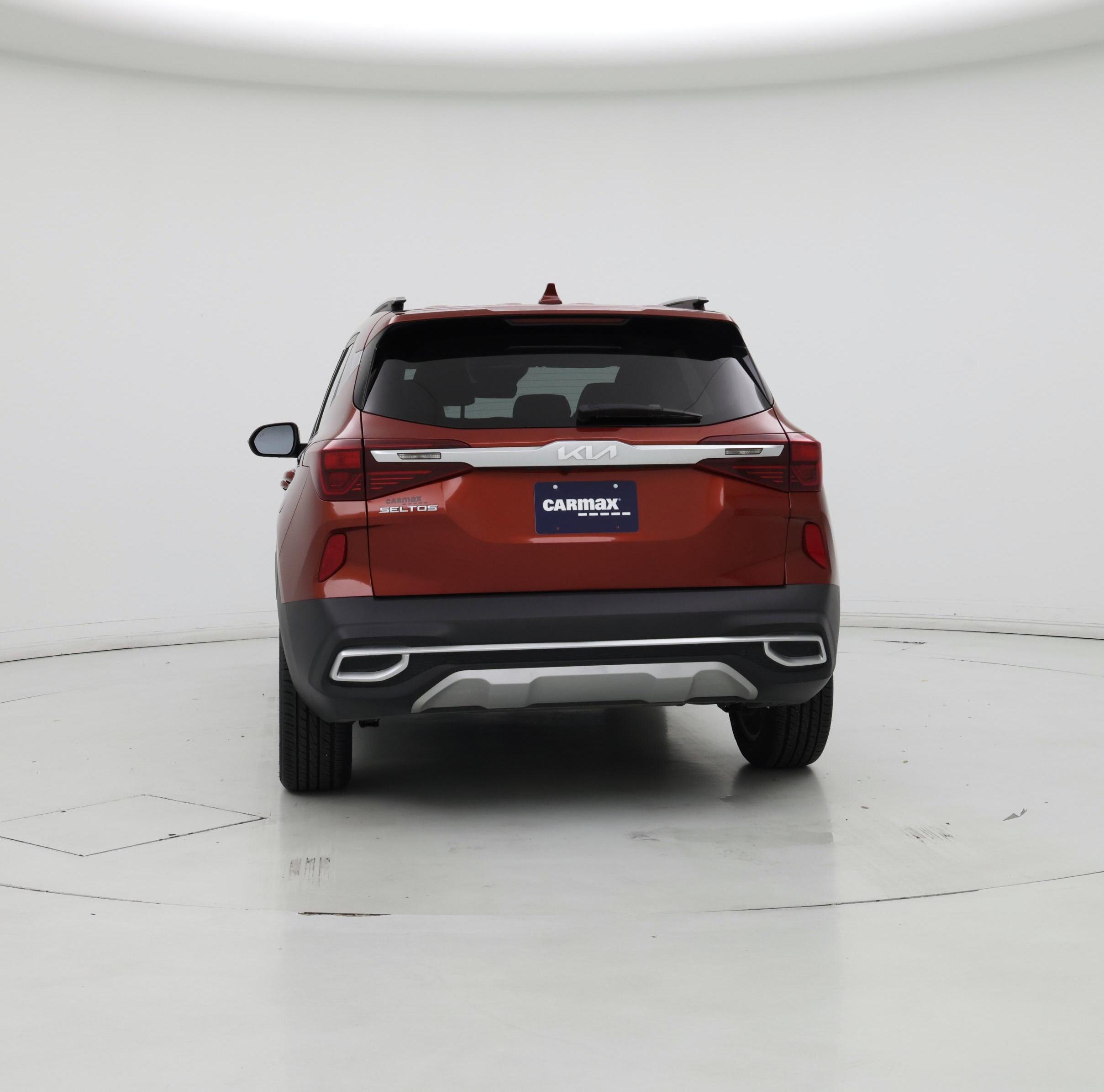 Thumbnail: 2023 Kia Seltos - 6