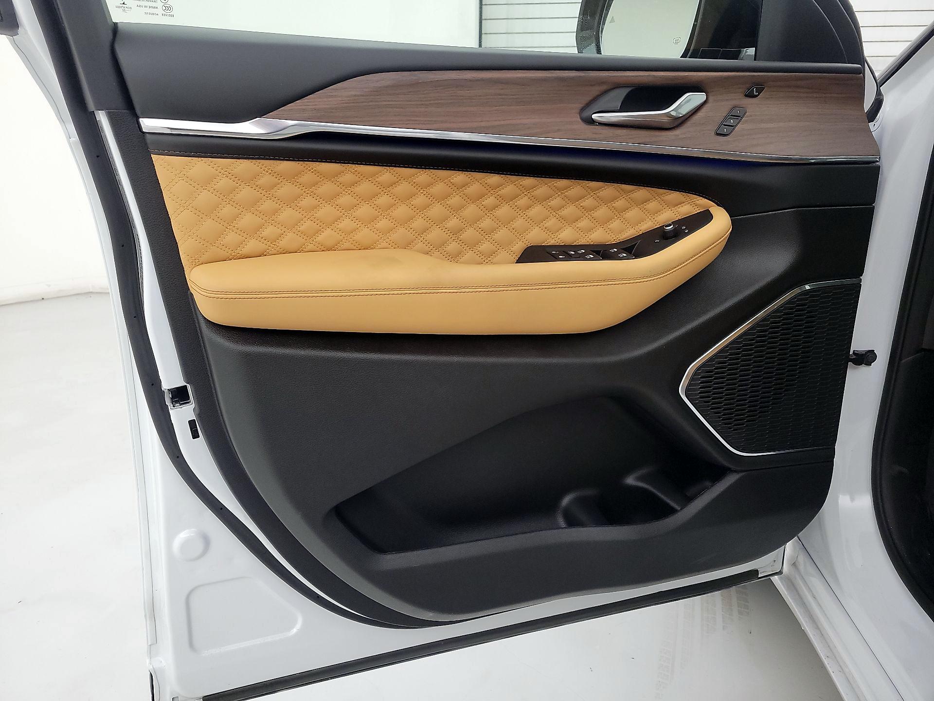 Thumbnail: 2025 Jeep Grand Cherokee - 10