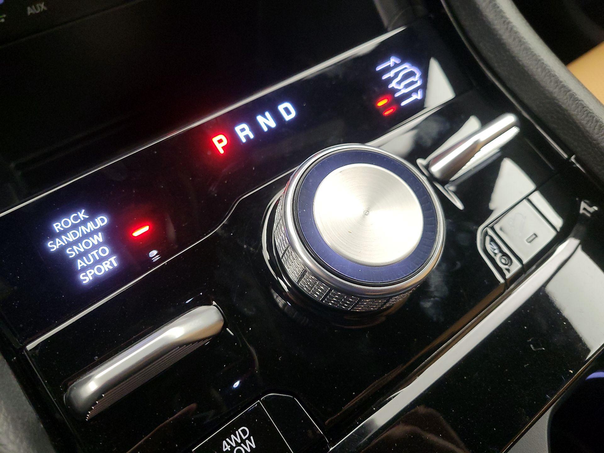 Thumbnail: 2025 Jeep Grand Cherokee - 16