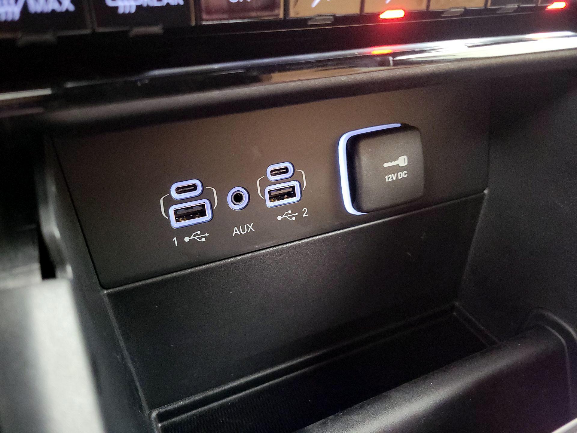 Thumbnail: 2025 Jeep Grand Cherokee - 17