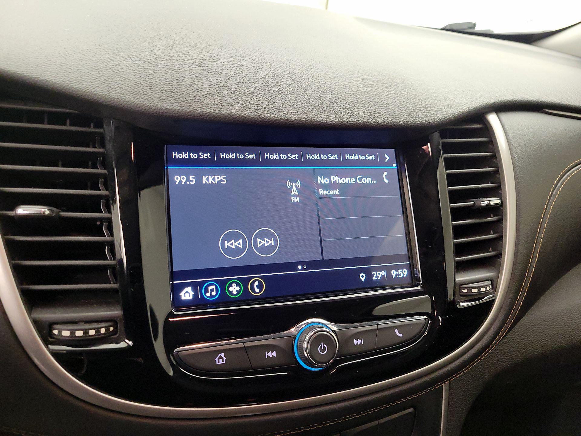 Thumbnail: 2018 Chevrolet Trax - 13