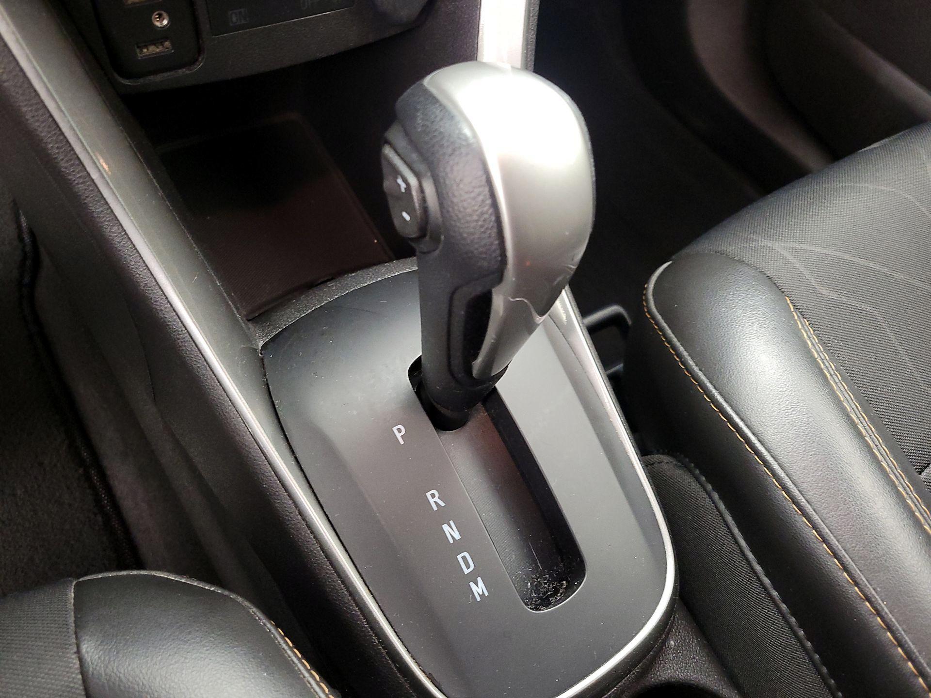 Thumbnail: 2018 Chevrolet Trax - 15