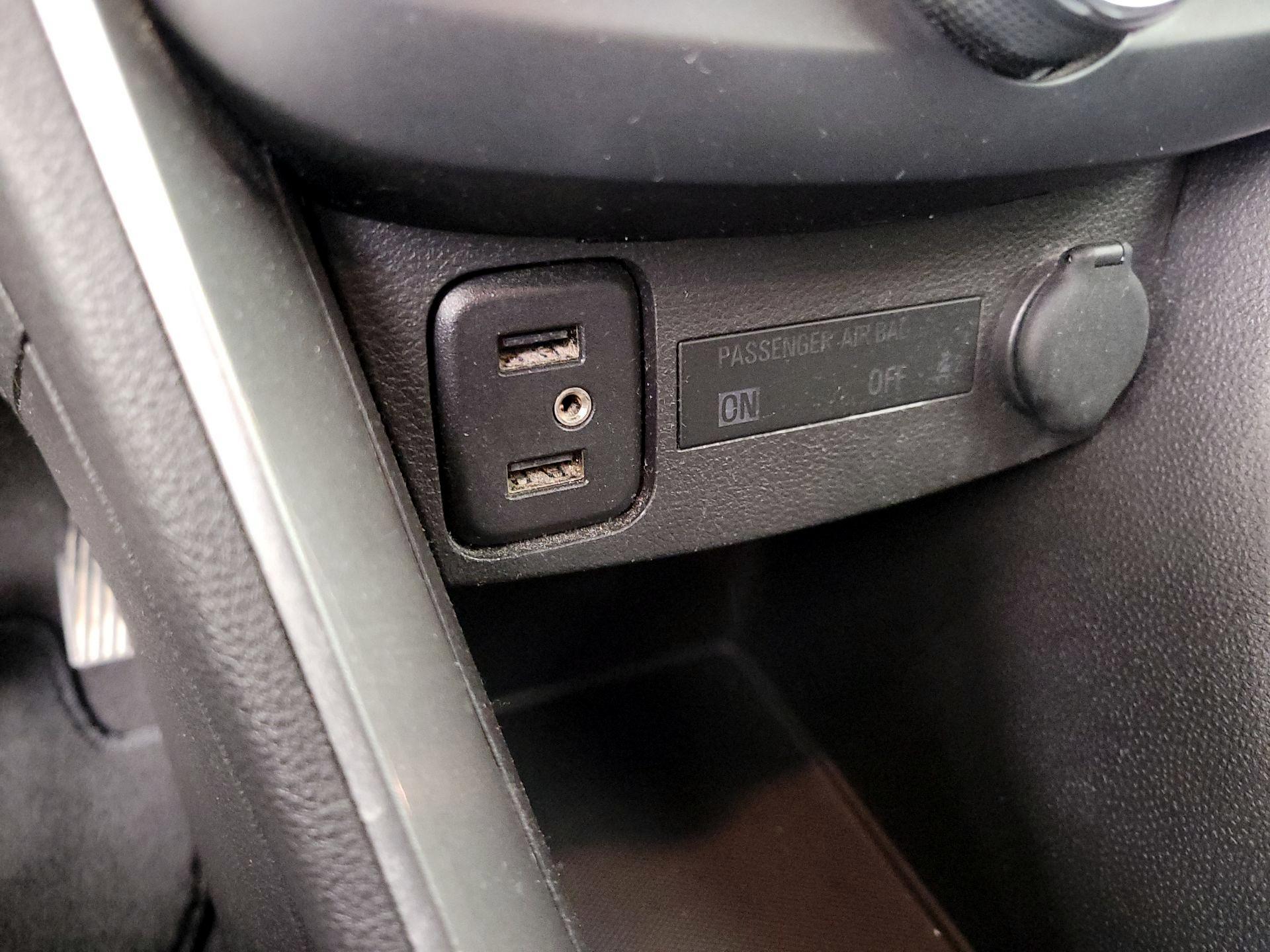 Thumbnail: 2018 Chevrolet Trax - 16