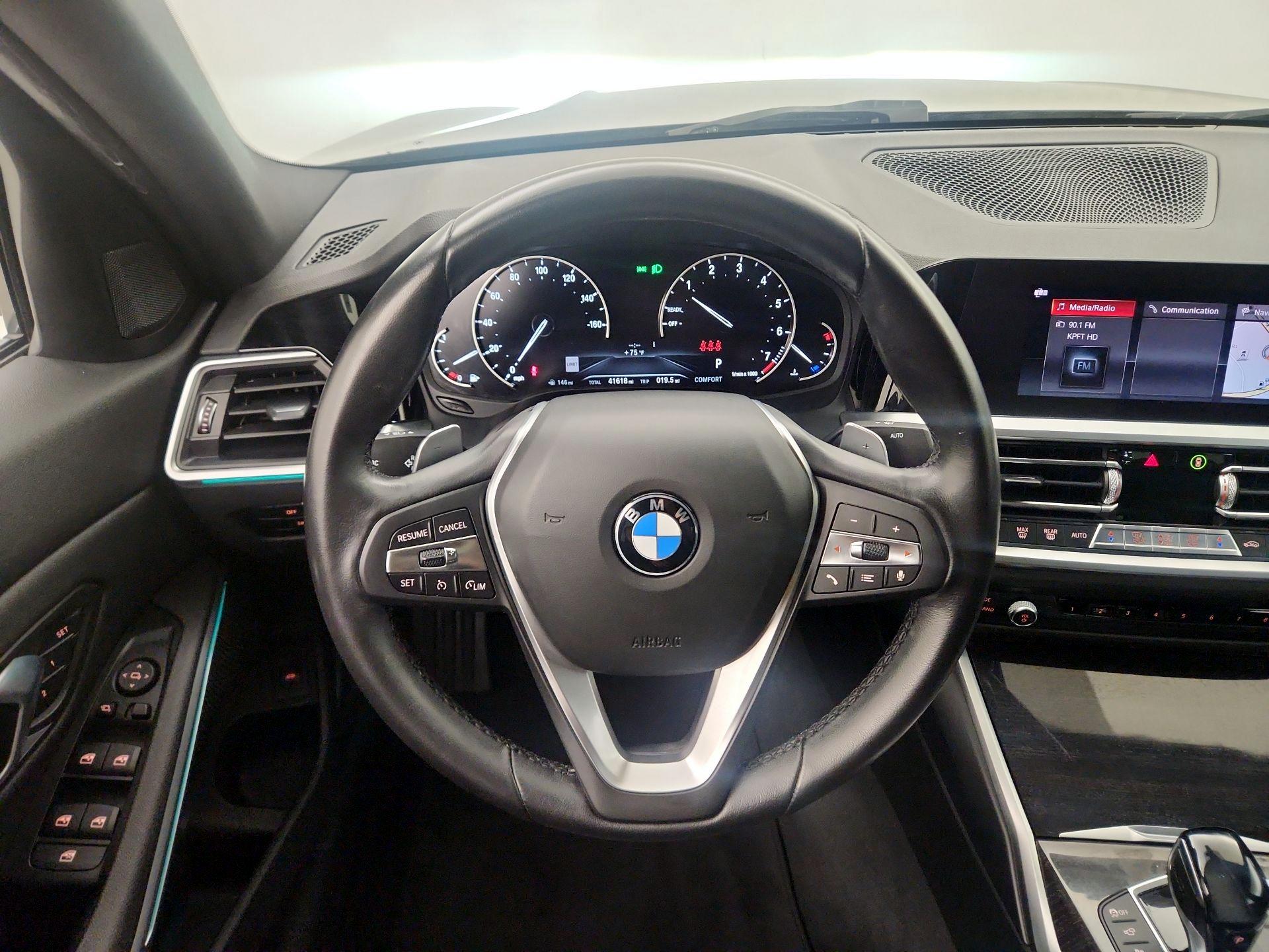 Thumbnail: 2020 BMW 3 Series - 10