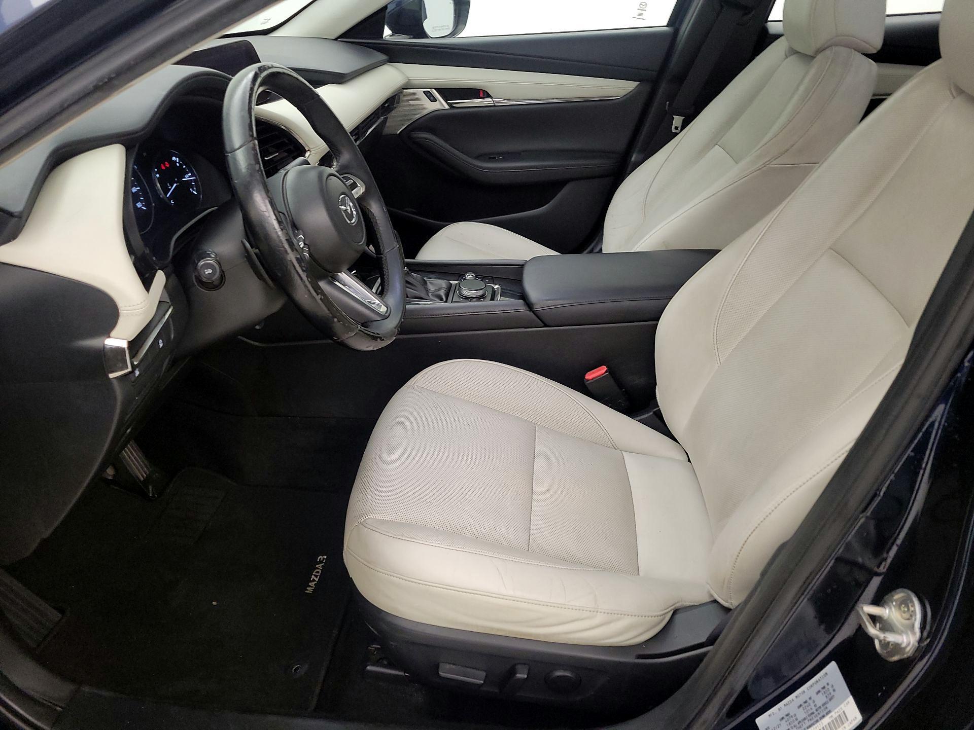 Thumbnail: 2022 Mazda Mazda3 - 11