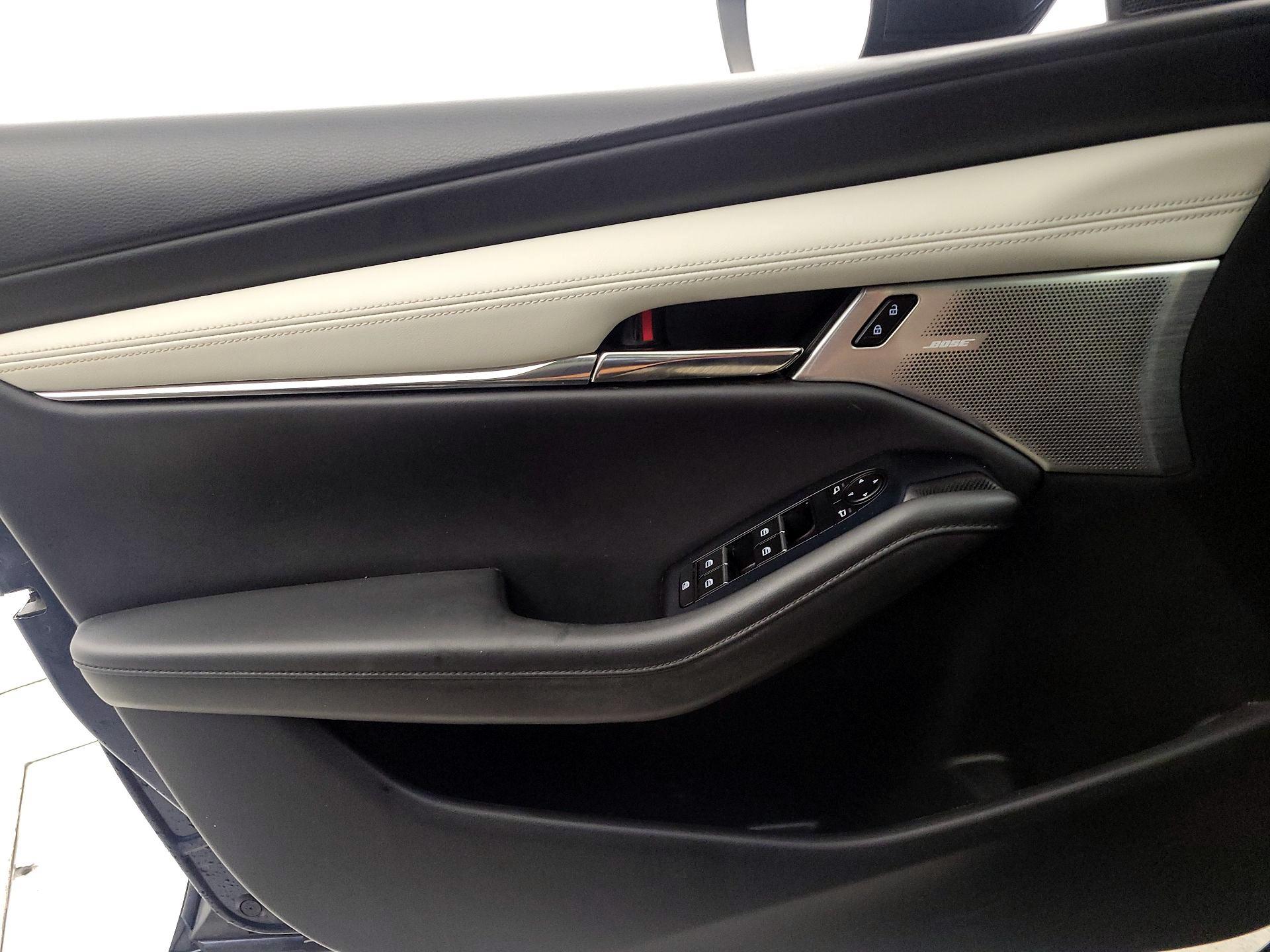 Thumbnail: 2022 Mazda Mazda3 - 12