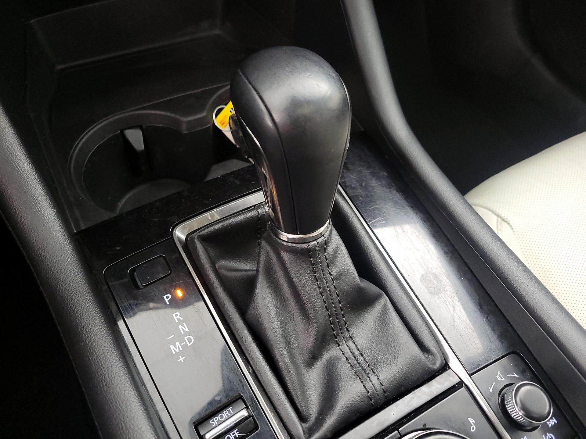 Thumbnail: 2022 Mazda Mazda3 - 17