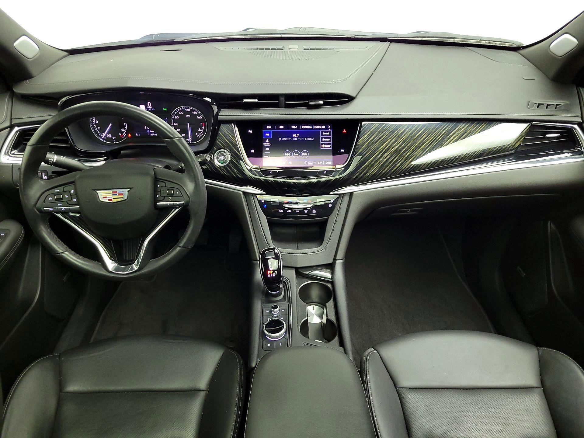 Thumbnail: 2023 Cadillac XT6 - 9